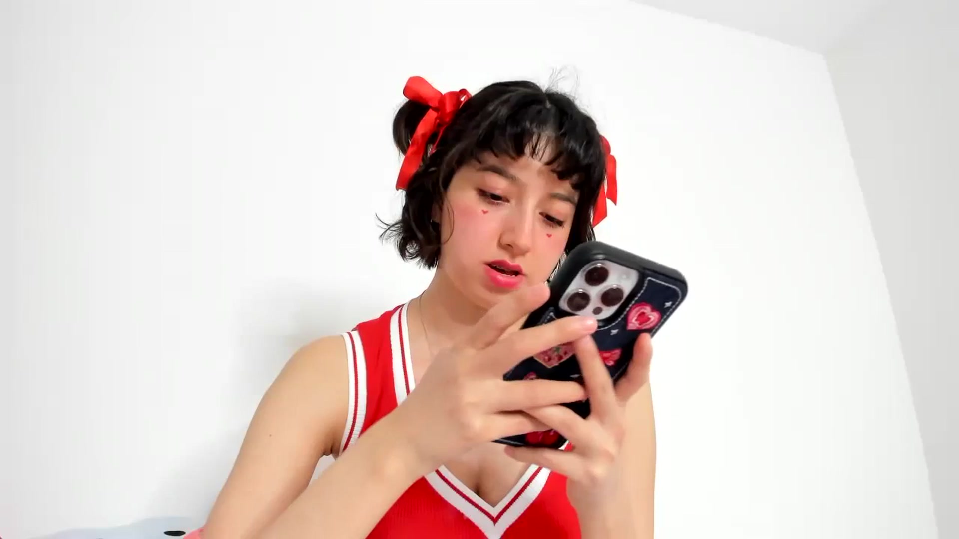Gallery image thumbnail from Cherrycute666's myfreecams stream on, 11/03/2023, 04:29 image 10 of 20