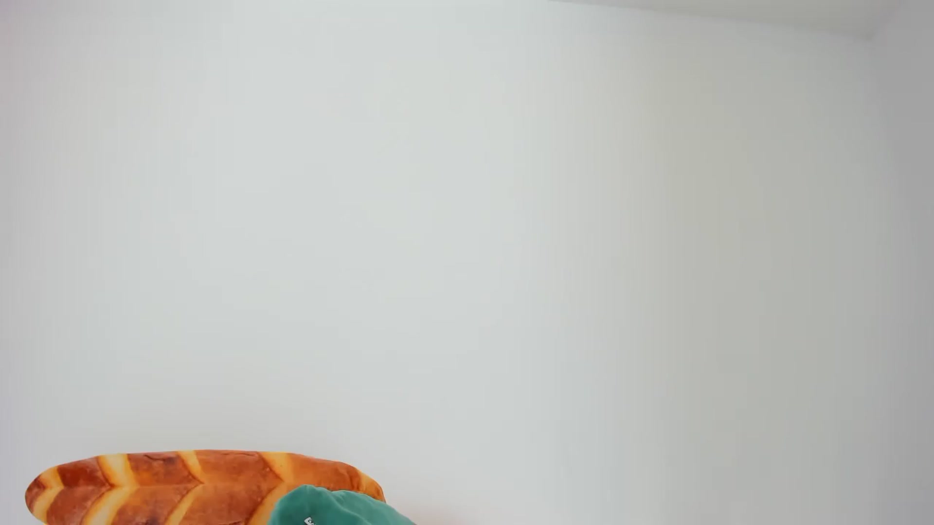 Gallery image thumbnail from Cherrycute666's myfreecams stream on, 11/03/2023, 17:53 image 6 of 20