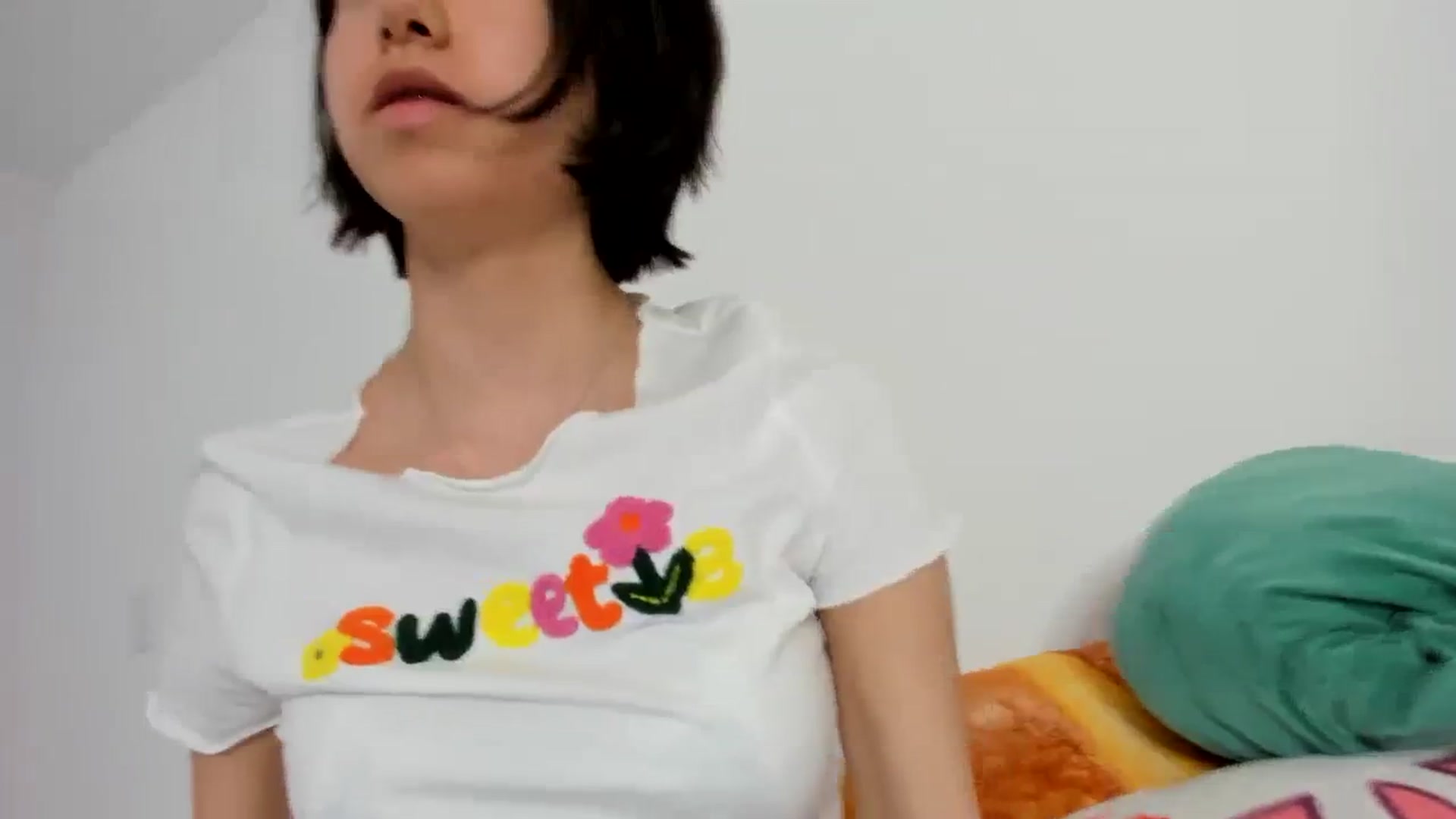 Gallery image thumbnail from Cherrycute666's myfreecams stream on, 11/04/2023, 24:01 image 12 of 20
