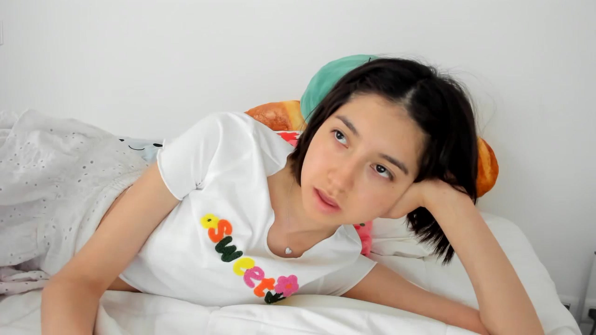Gallery image thumbnail from Cherrycute666's myfreecams stream on, 11/04/2023, 24:01 image 5 of 20