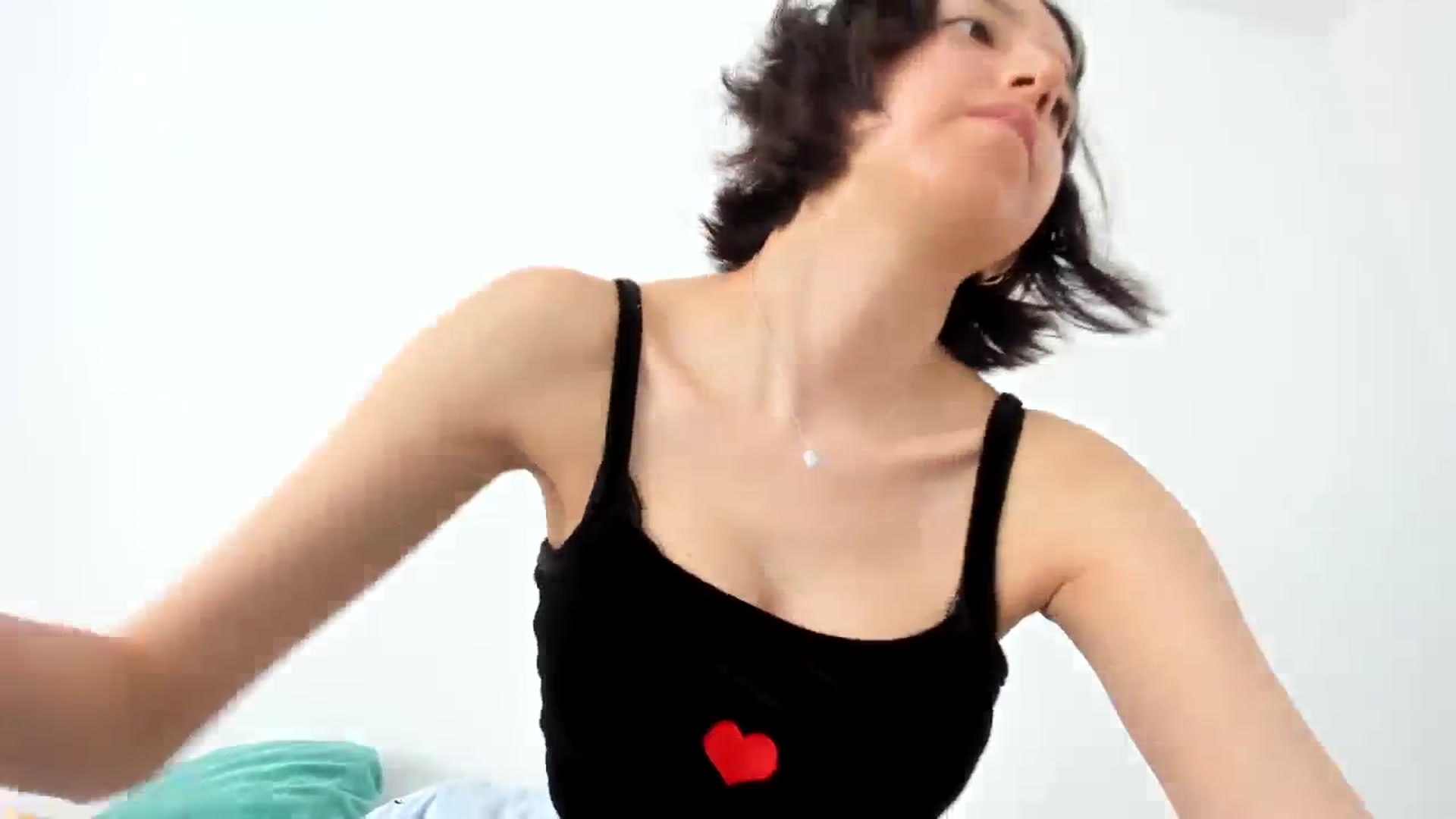Gallery image thumbnail from Cherrycute666's myfreecams stream on, 11/07/2023, 17:41 image 17 of 20