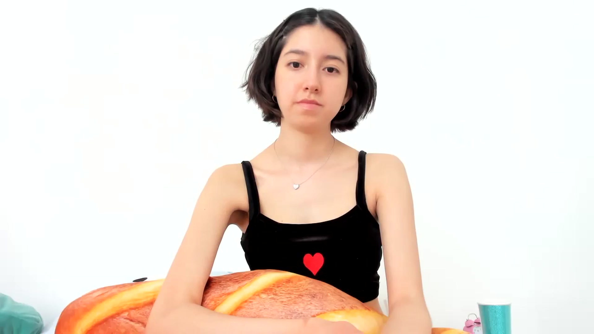 Gallery image thumbnail from Cherrycute666's myfreecams stream on, 11/08/2023, 24:02 image 1 of 20