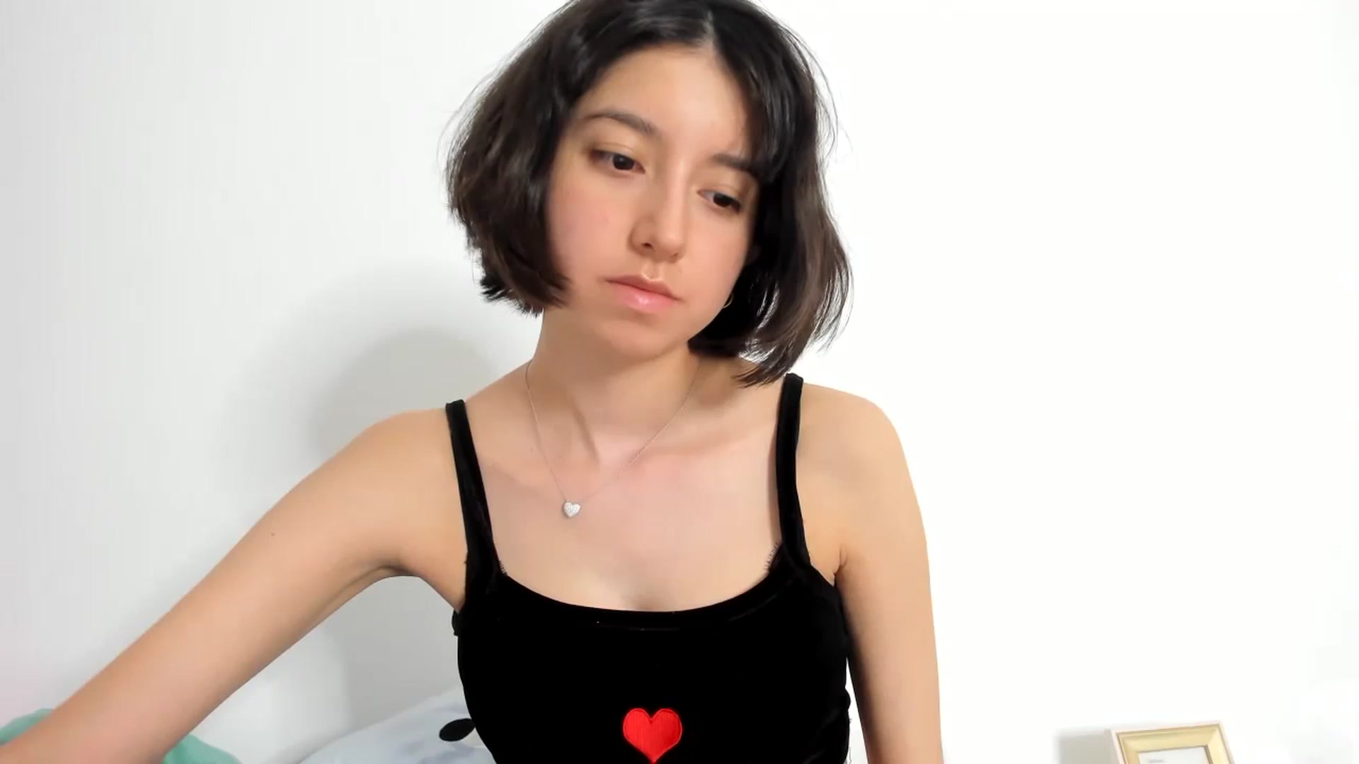 Gallery image thumbnail from Cherrycute666's myfreecams stream on, 11/08/2023, 01:02 image 18 of 20