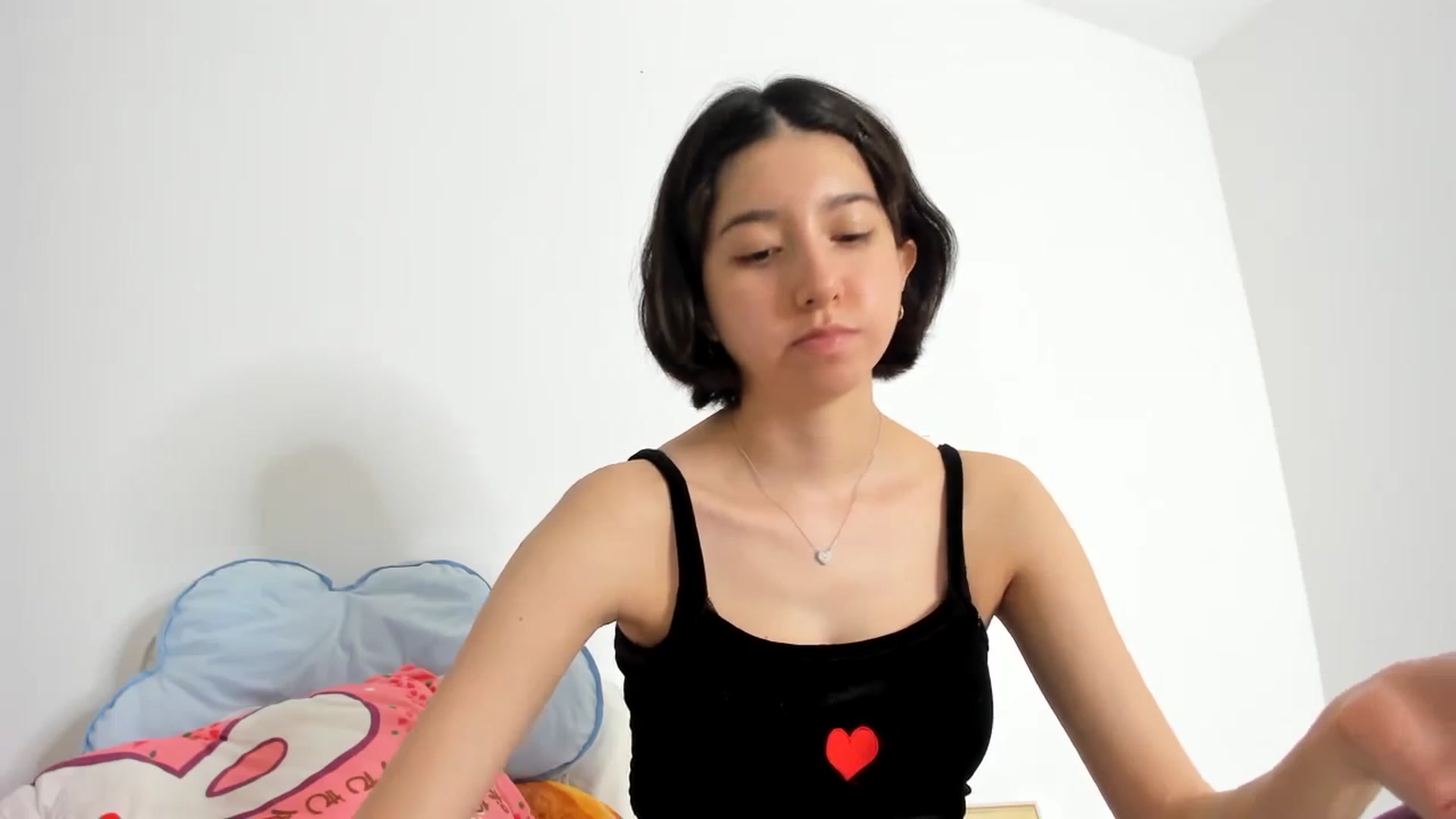 Gallery image thumbnail from Cherrycute666's myfreecams stream on, 11/08/2023, 06:48 image 12 of 20