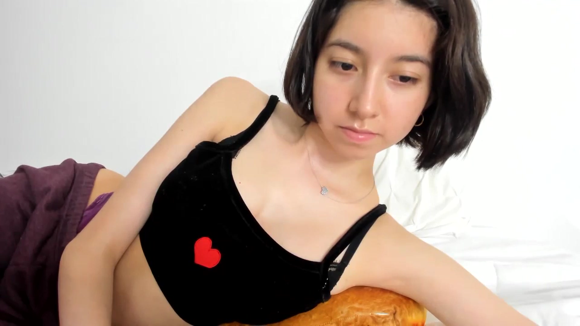 Gallery image thumbnail from Cherrycute666's myfreecams stream on, 11/08/2023, 07:25 image 14 of 20
