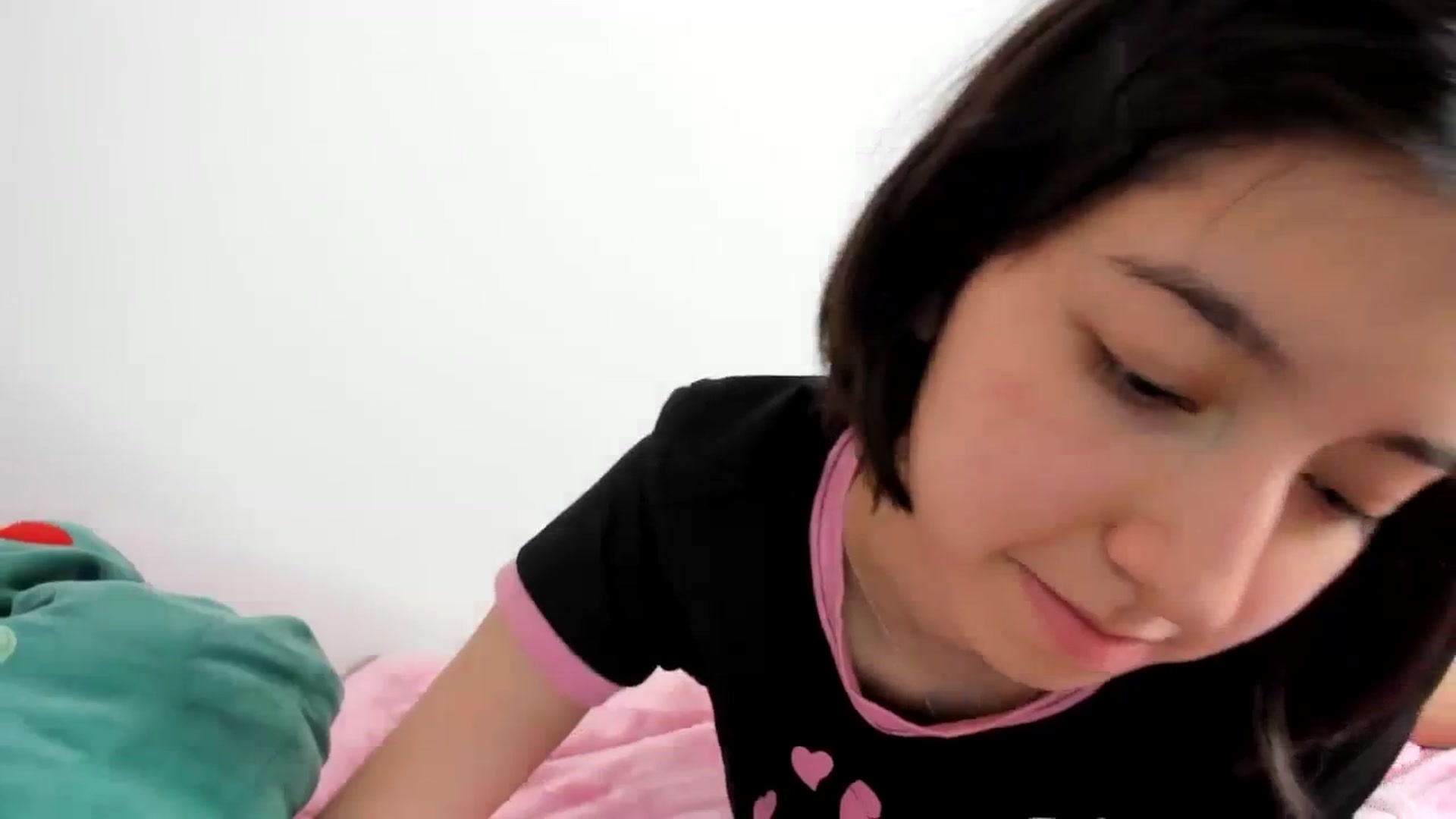 Gallery image thumbnail from Cherrycute666's myfreecams stream on, 11/10/2023, 06:30 image 9 of 20