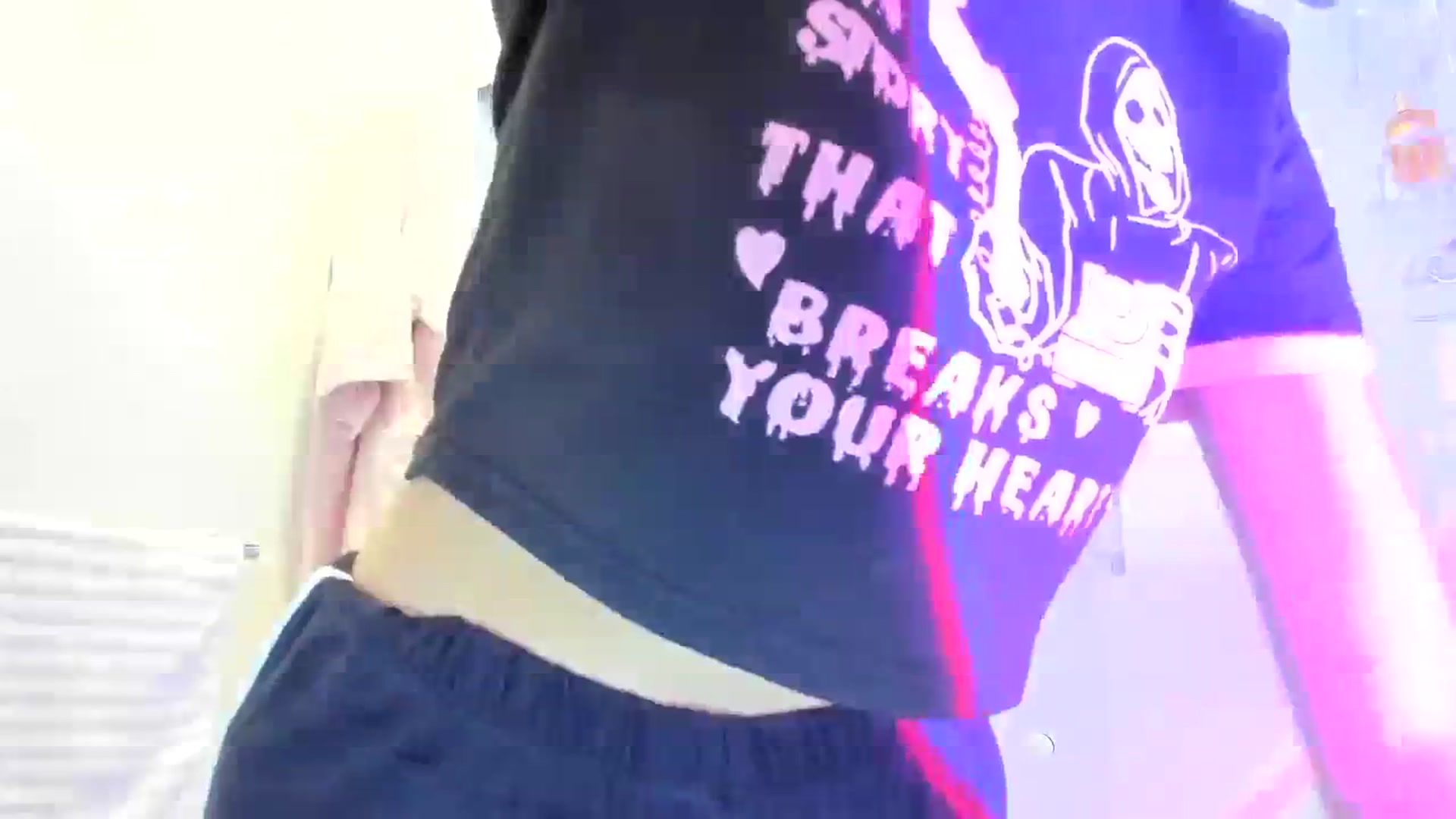 Gallery image thumbnail from Cherrycute666's myfreecams stream on, 11/10/2023, 09:03 image 16 of 20