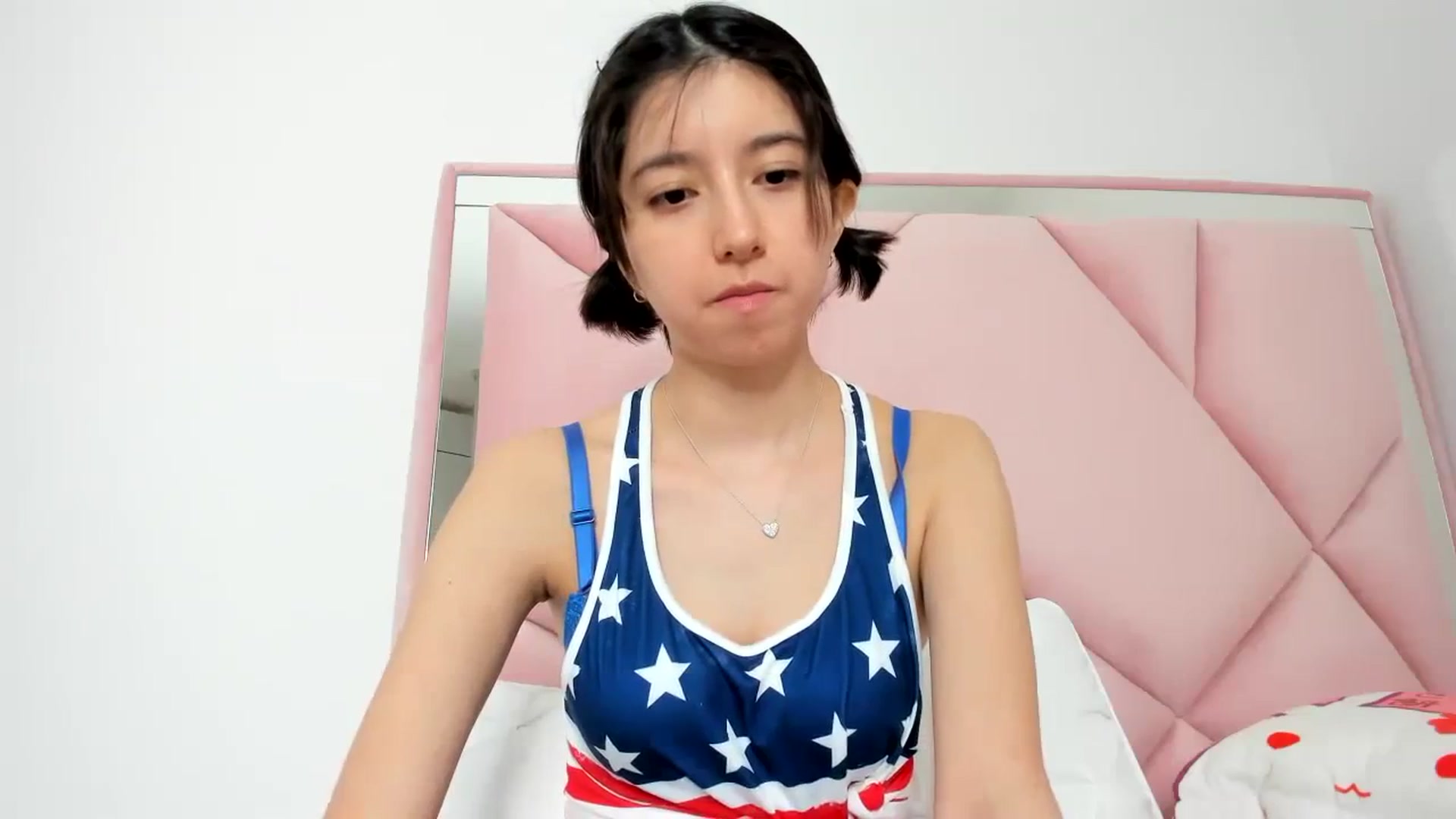 Gallery image thumbnail from Cherrycute666's myfreecams stream on, 11/12/2023, 01:58 image 15 of 20