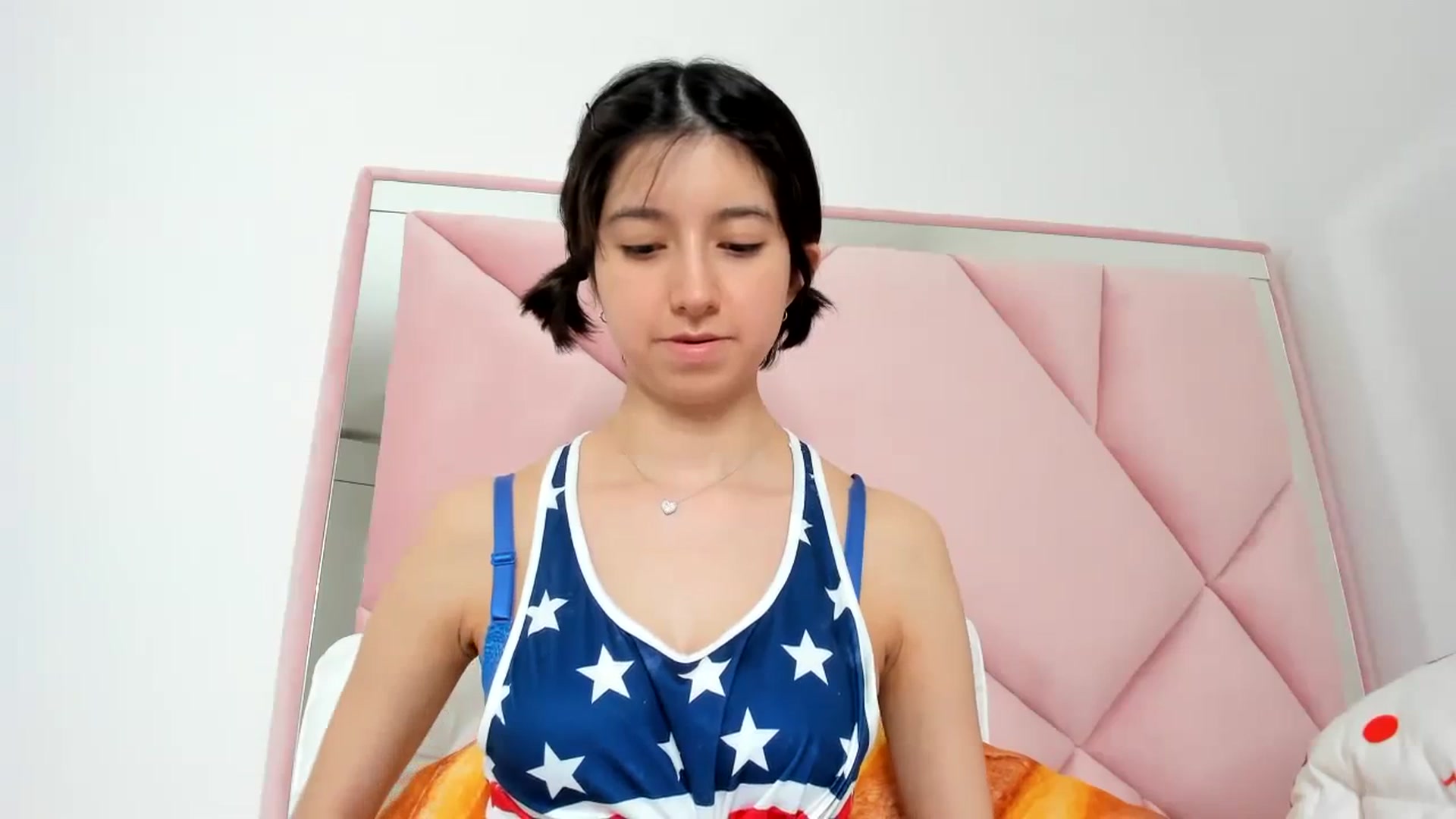 Gallery image thumbnail from Cherrycute666's myfreecams stream on, 11/12/2023, 03:52 image 13 of 20