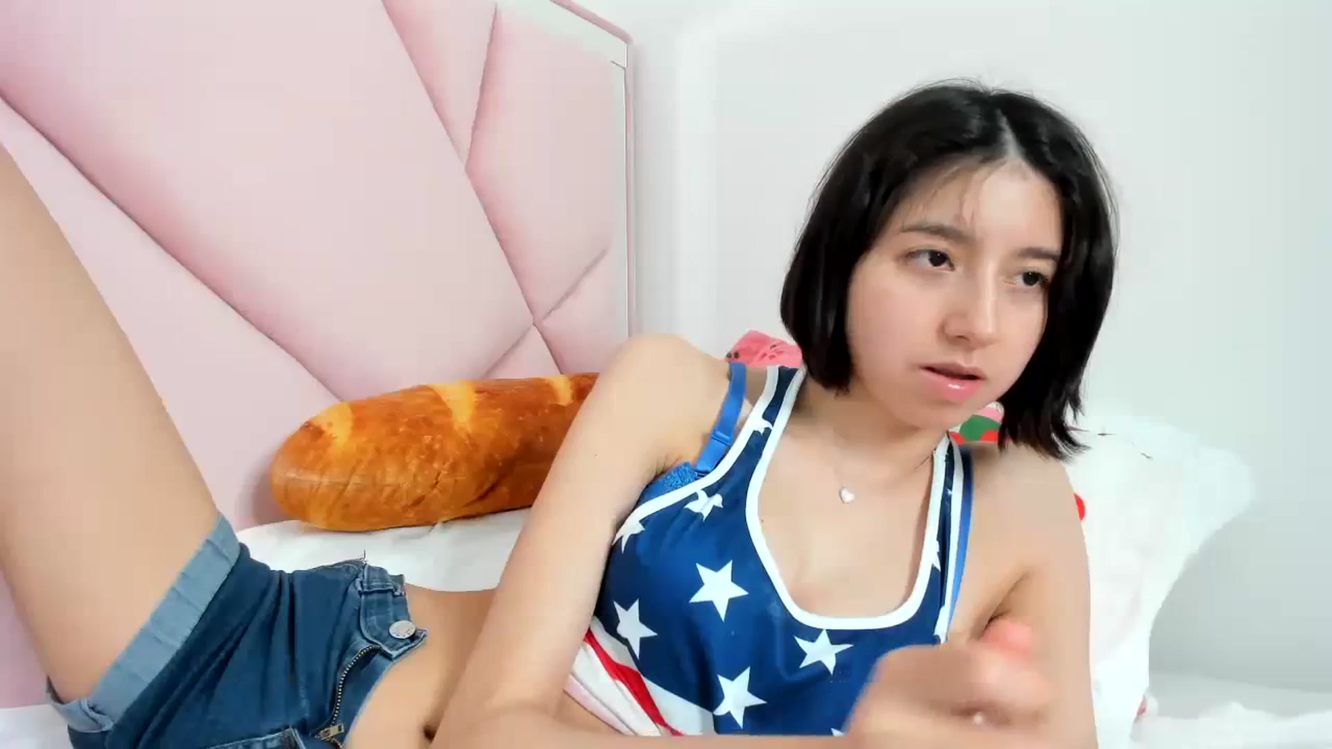 Gallery image thumbnail from Cherrycute666's myfreecams stream on, 11/12/2023, 08:55 image 15 of 20