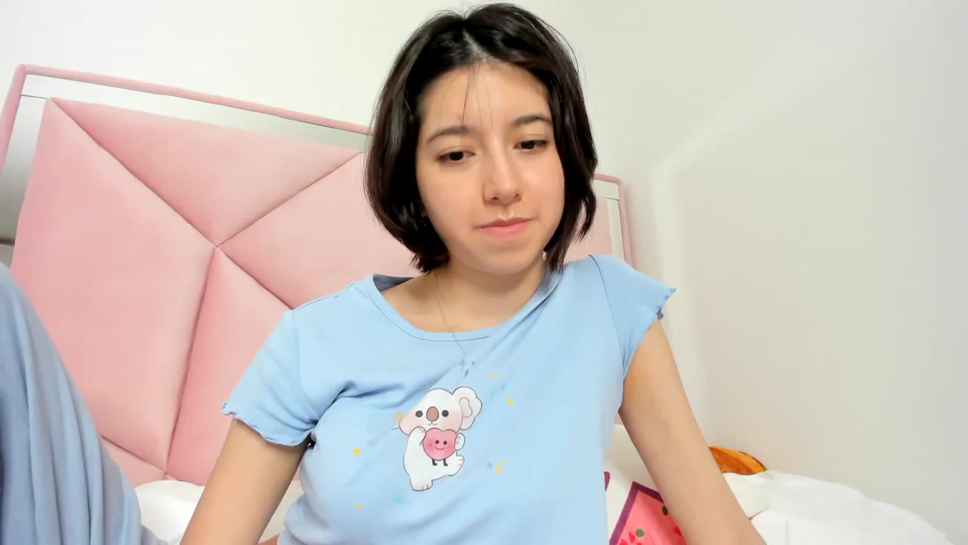 Gallery image thumbnail from Cherrycute666's myfreecams stream on, 11/13/2023, 01:56 image 18 of 20