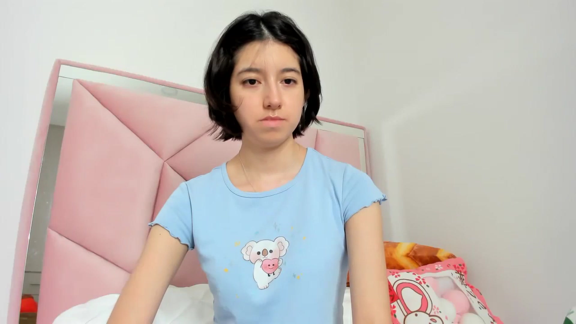 Gallery image thumbnail from Cherrycute666's myfreecams stream on, 11/13/2023, 01:56 image 6 of 20