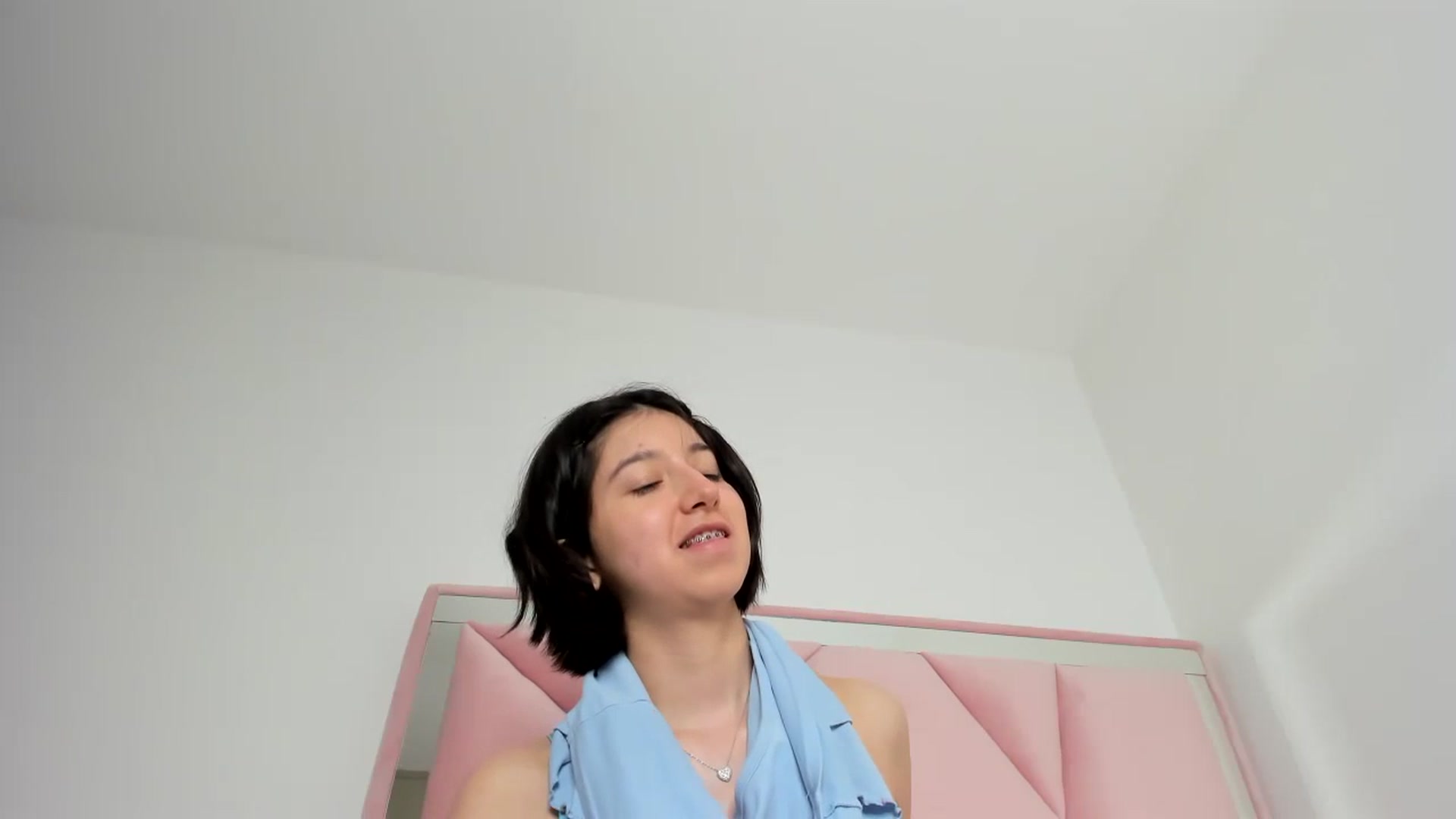 Gallery image thumbnail from Cherrycute666's myfreecams stream on, 11/13/2023, 06:40 image 18 of 20