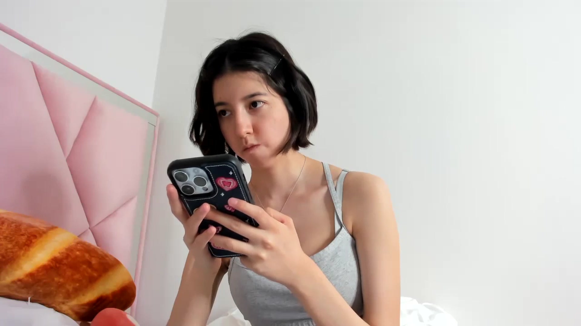 Gallery image thumbnail from Cherrycute666's myfreecams stream on, 11/14/2023, 06:17 image 19 of 20