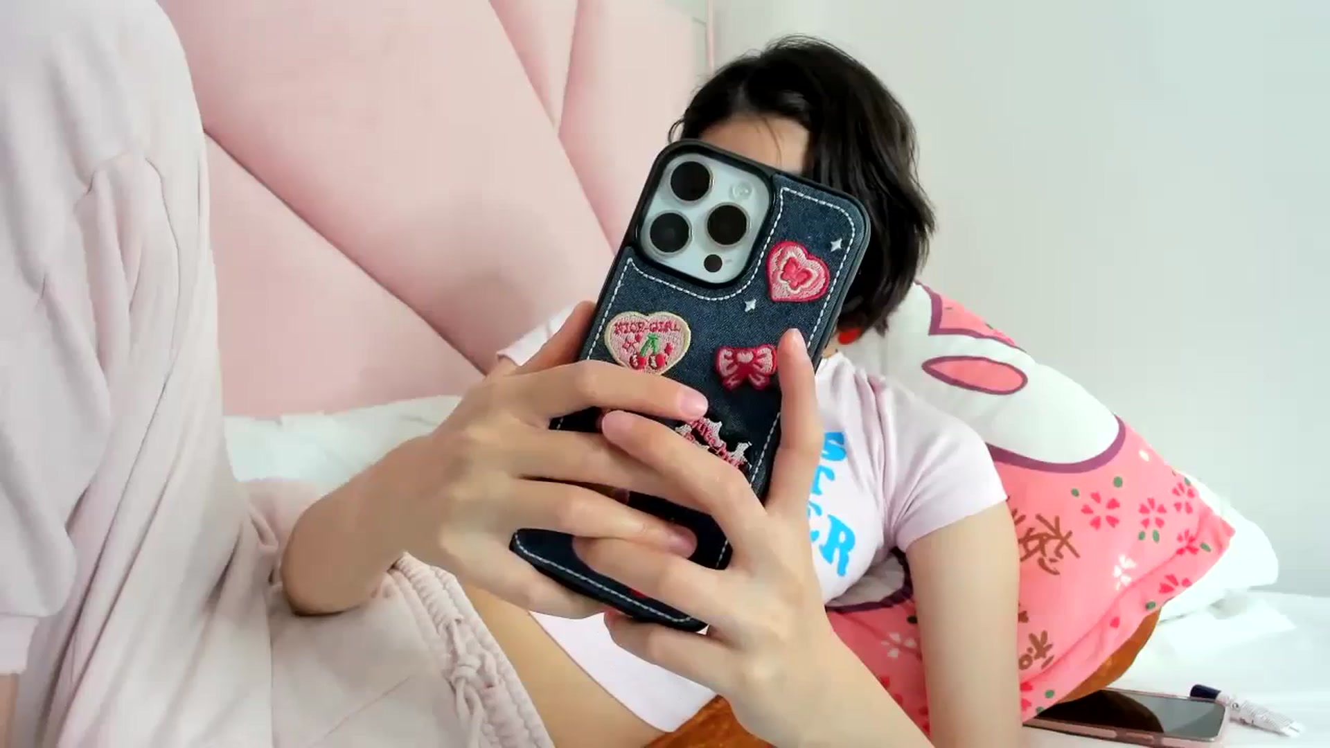 Gallery image thumbnail from Cherrycute666's myfreecams stream on, 11/15/2023, 09:04 image 1 of 20