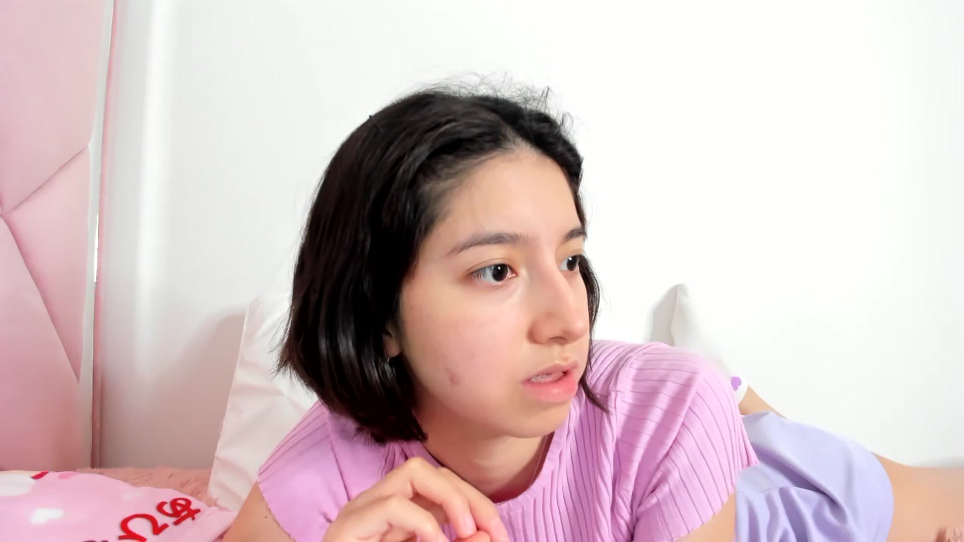 Gallery image thumbnail from Cherrycute666's myfreecams stream on, 11/17/2023, 23:33 image 16 of 20