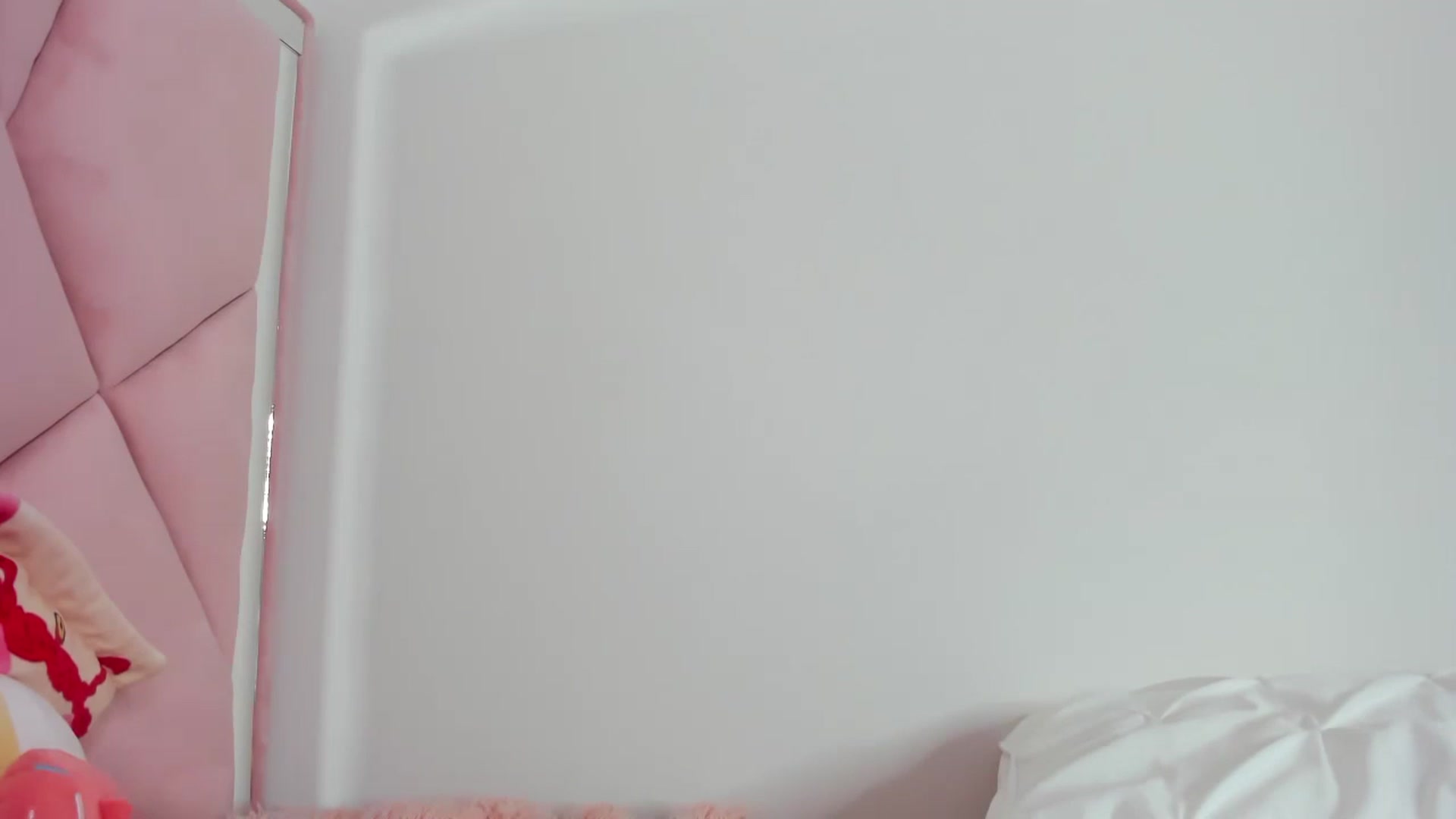 Gallery image thumbnail from Cherrycute666's myfreecams stream on, 11/18/2023, 12:33 image 3 of 20