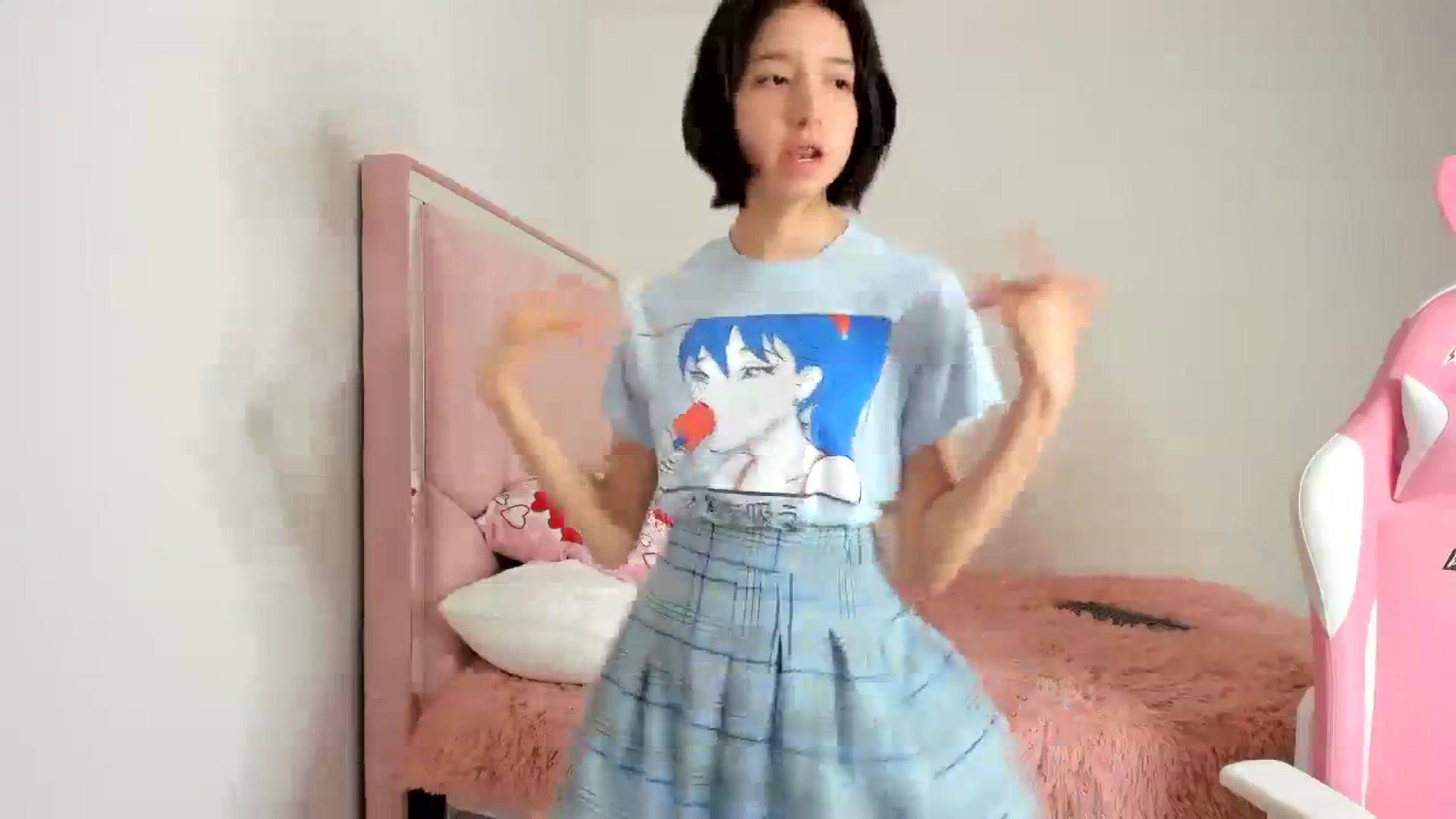 Gallery image thumbnail from Cherrycute666's myfreecams stream on, 11/19/2023, 01:51 image 17 of 20