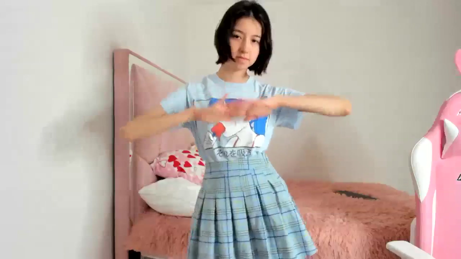 Gallery image thumbnail from Cherrycute666's myfreecams stream on, 11/19/2023, 01:51 image 11 of 20
