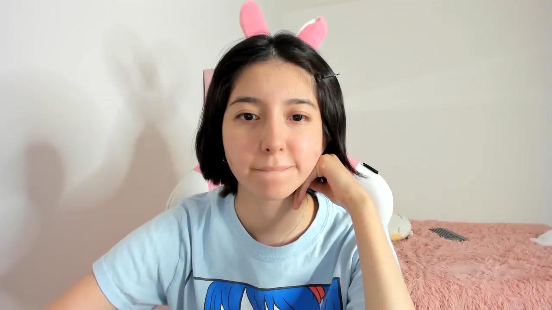 Gallery image thumbnail from Cherrycute666's myfreecams stream on, 11/19/2023, 10:59 image 16 of 20