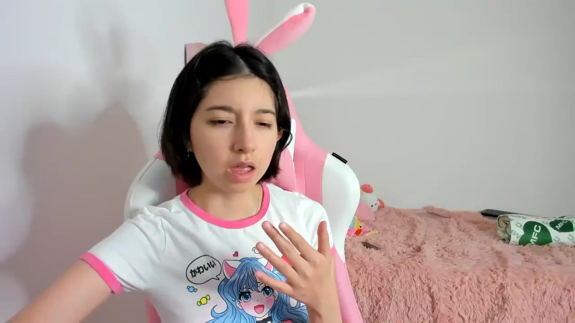 Gallery image thumbnail from Cherrycute666's myfreecams stream on, 11/20/2023, 03:37 image 1 of 20