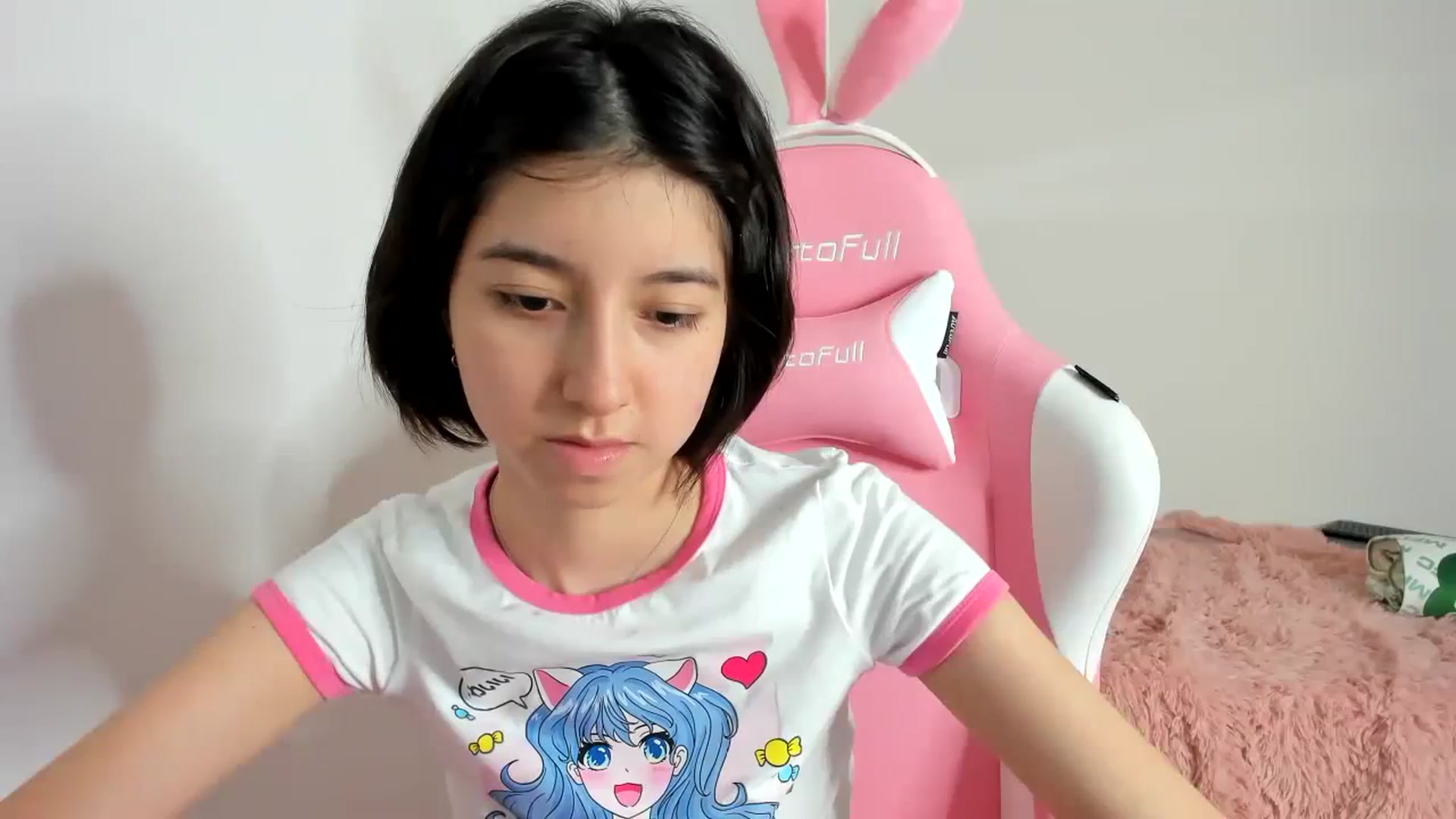 Gallery image thumbnail from Cherrycute666's myfreecams stream on, 11/20/2023, 05:01 image 9 of 20