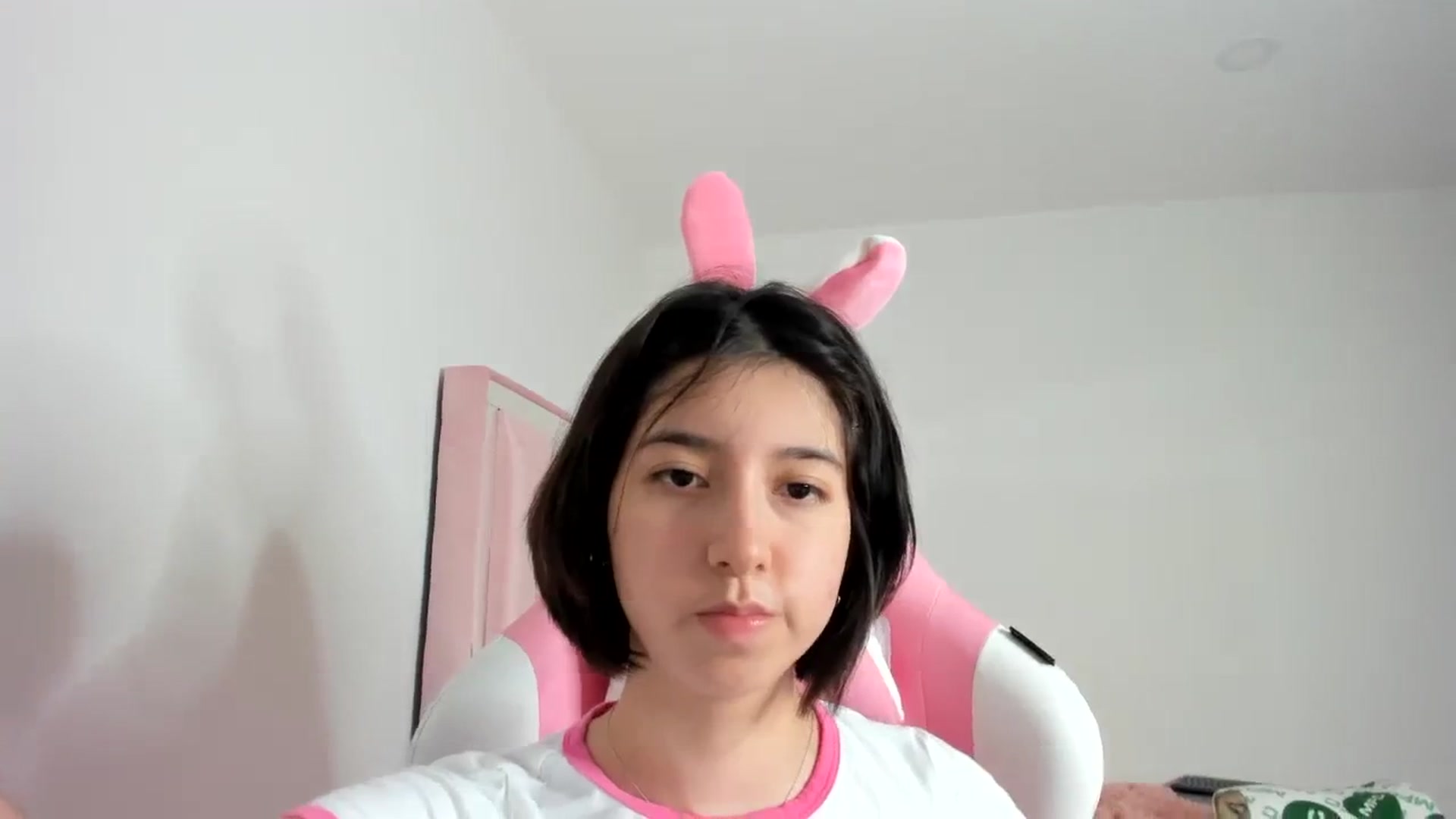 Gallery image thumbnail from Cherrycute666's myfreecams stream on, 11/20/2023, 10:27 image 9 of 20