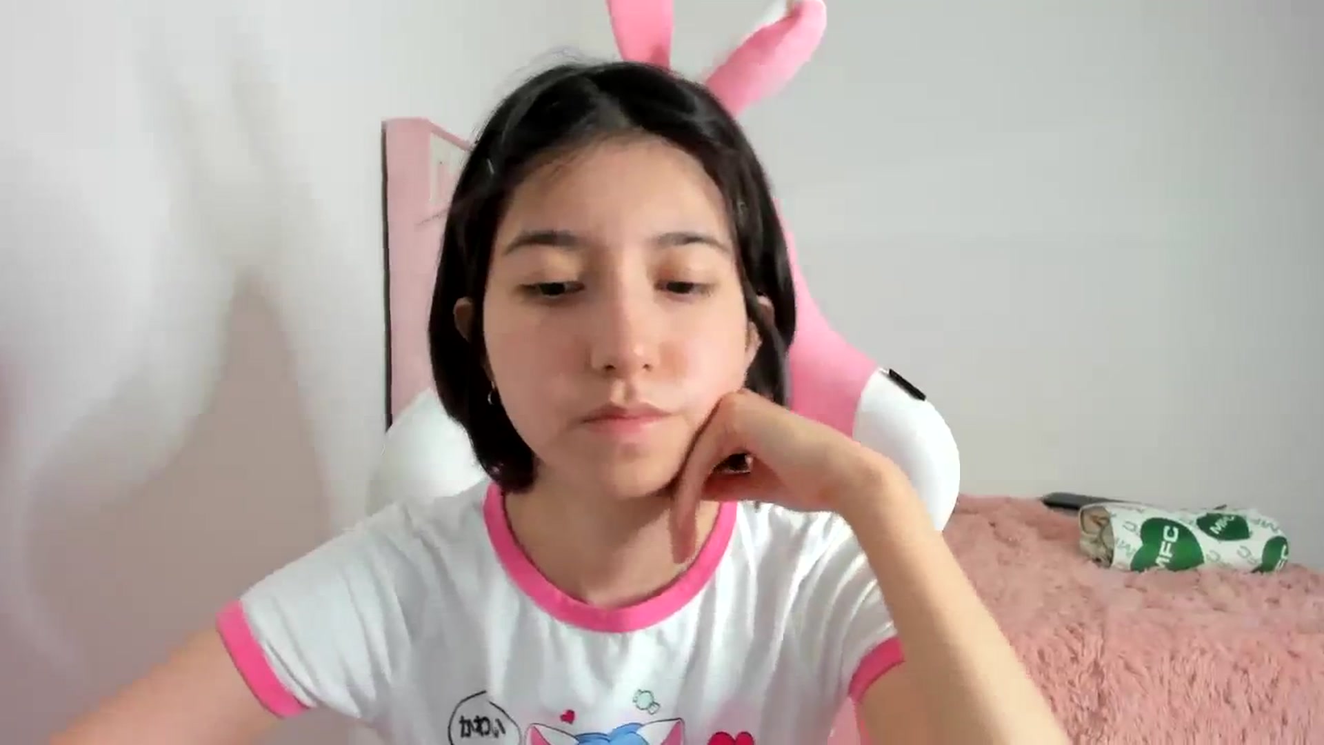 Gallery image thumbnail from Cherrycute666's myfreecams stream on, 11/20/2023, 10:27 image 10 of 20