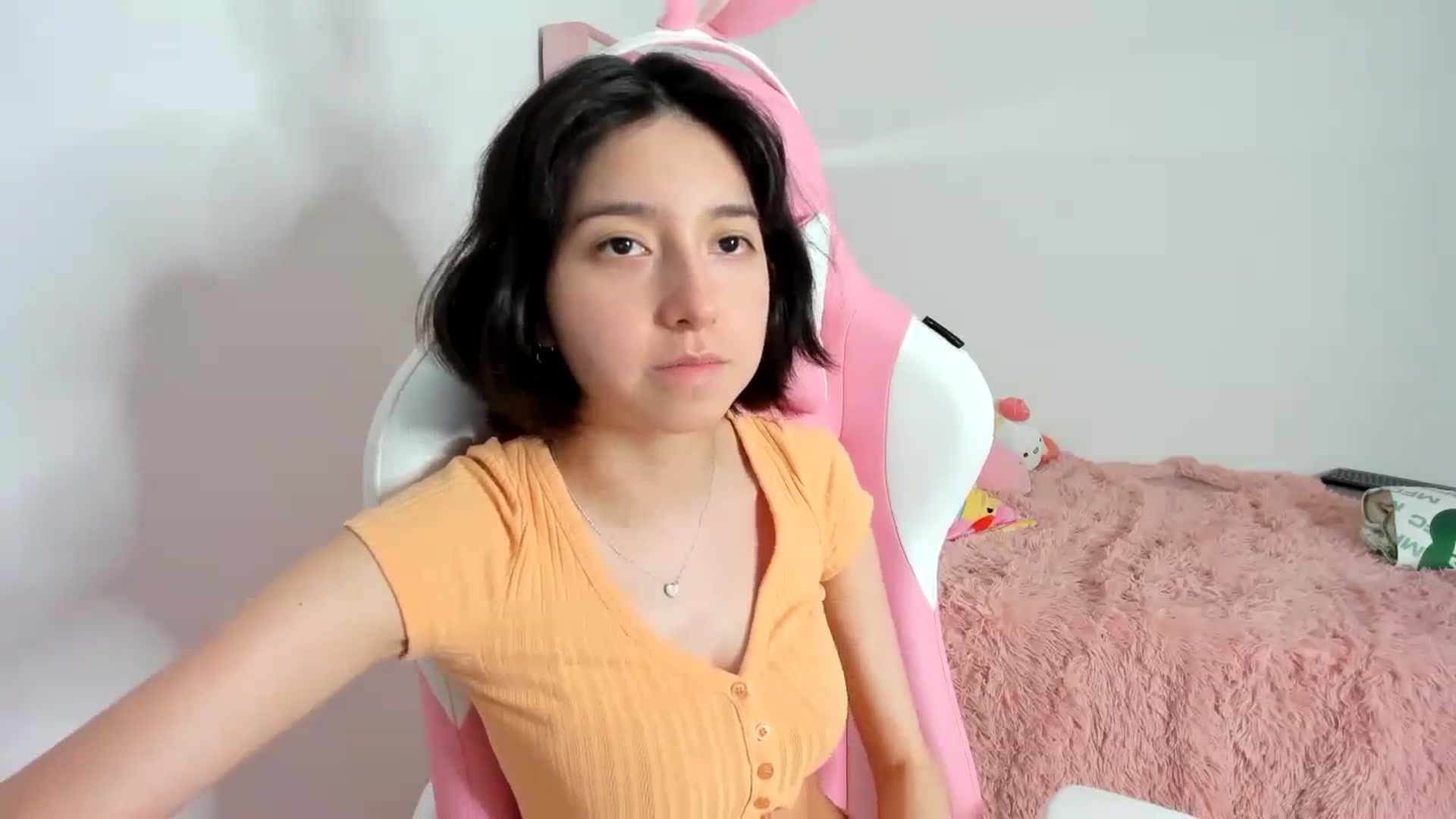 Gallery image thumbnail from Cherrycute666's myfreecams stream on, 11/20/2023, 13:23 image 18 of 20