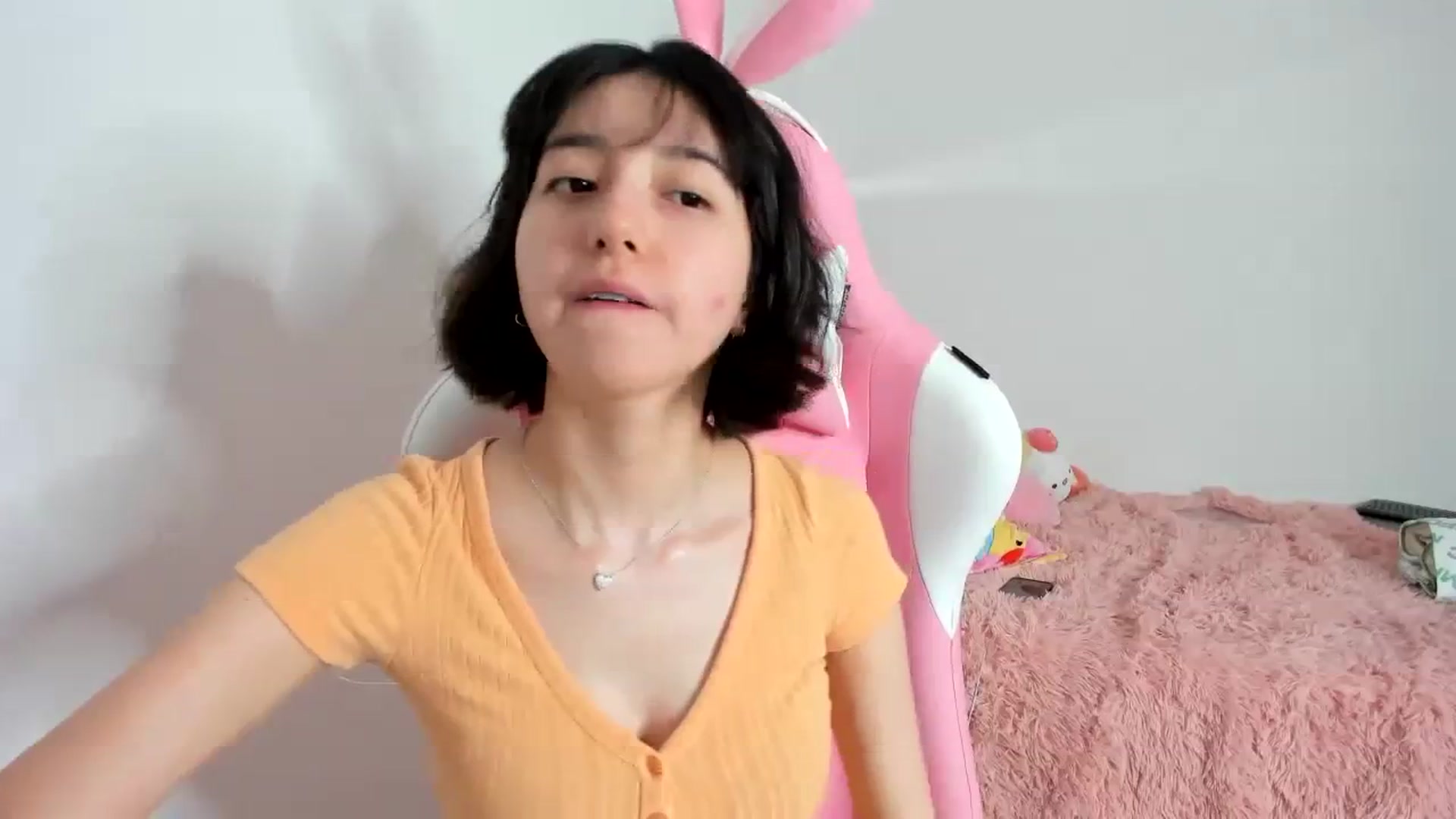 Gallery image thumbnail from Cherrycute666's myfreecams stream on, 11/20/2023, 13:23 image 8 of 20