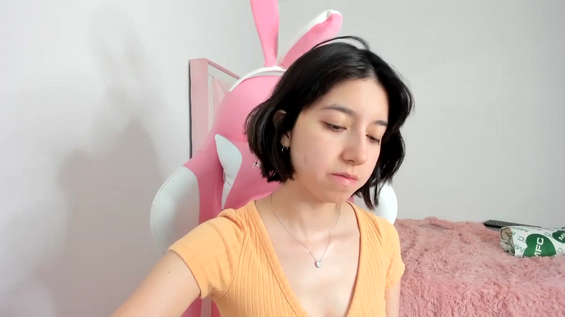 Gallery image thumbnail from Cherrycute666's myfreecams stream on, 11/20/2023, 14:03 image 16 of 20