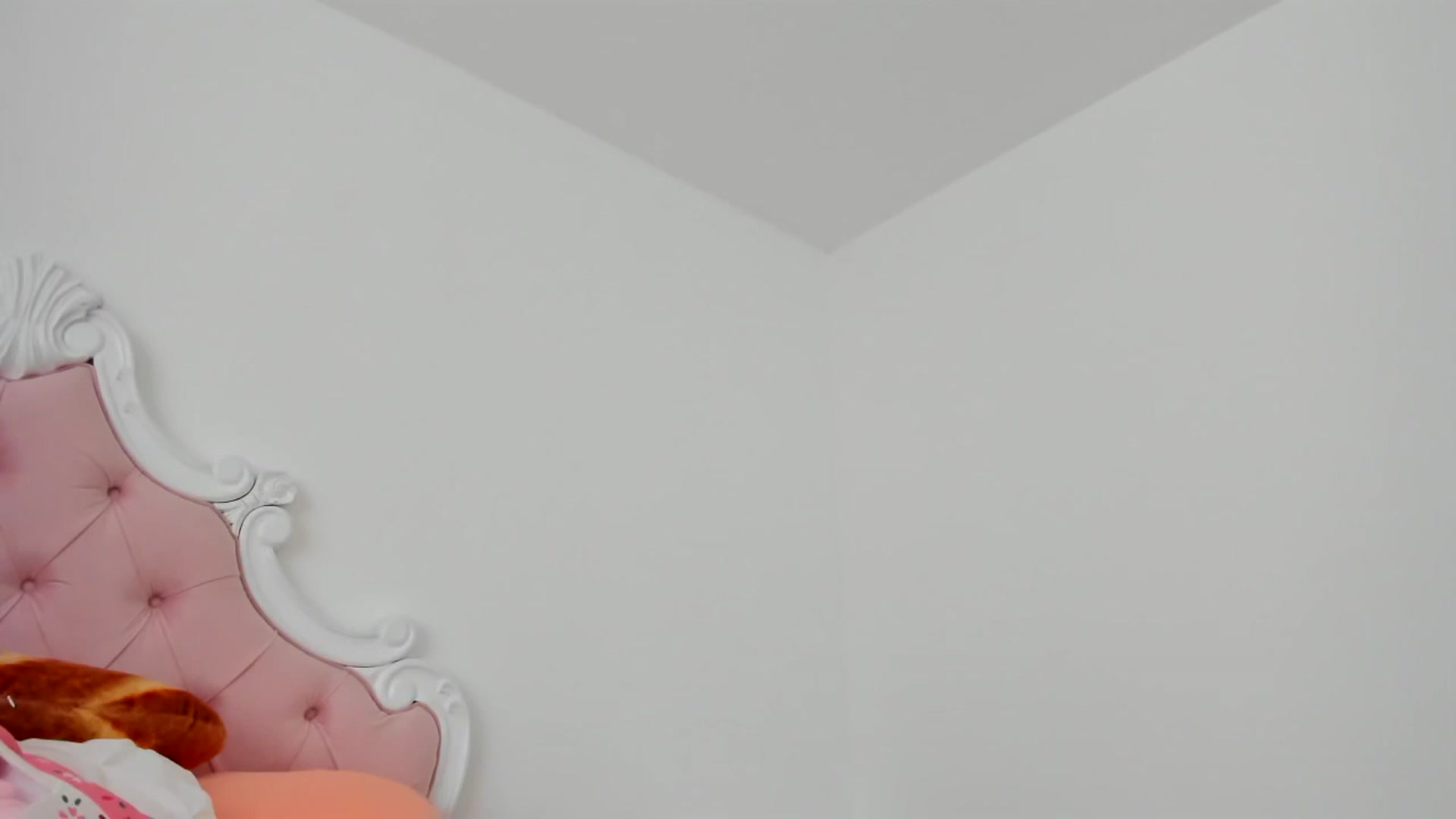 Gallery image thumbnail from Cherrycute666's myfreecams stream on, 11/21/2023, 24:21 image 6 of 20