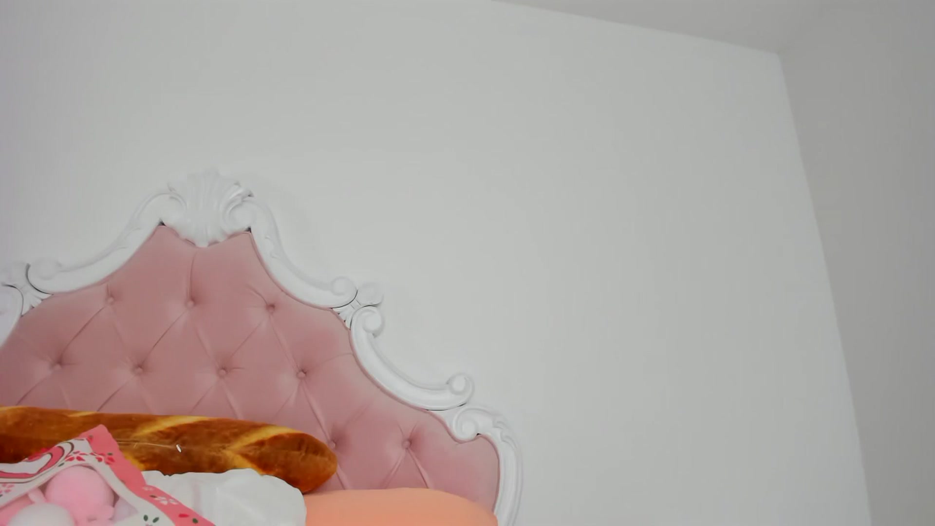 Gallery image thumbnail from Cherrycute666's myfreecams stream on, 11/21/2023, 24:21 image 19 of 20