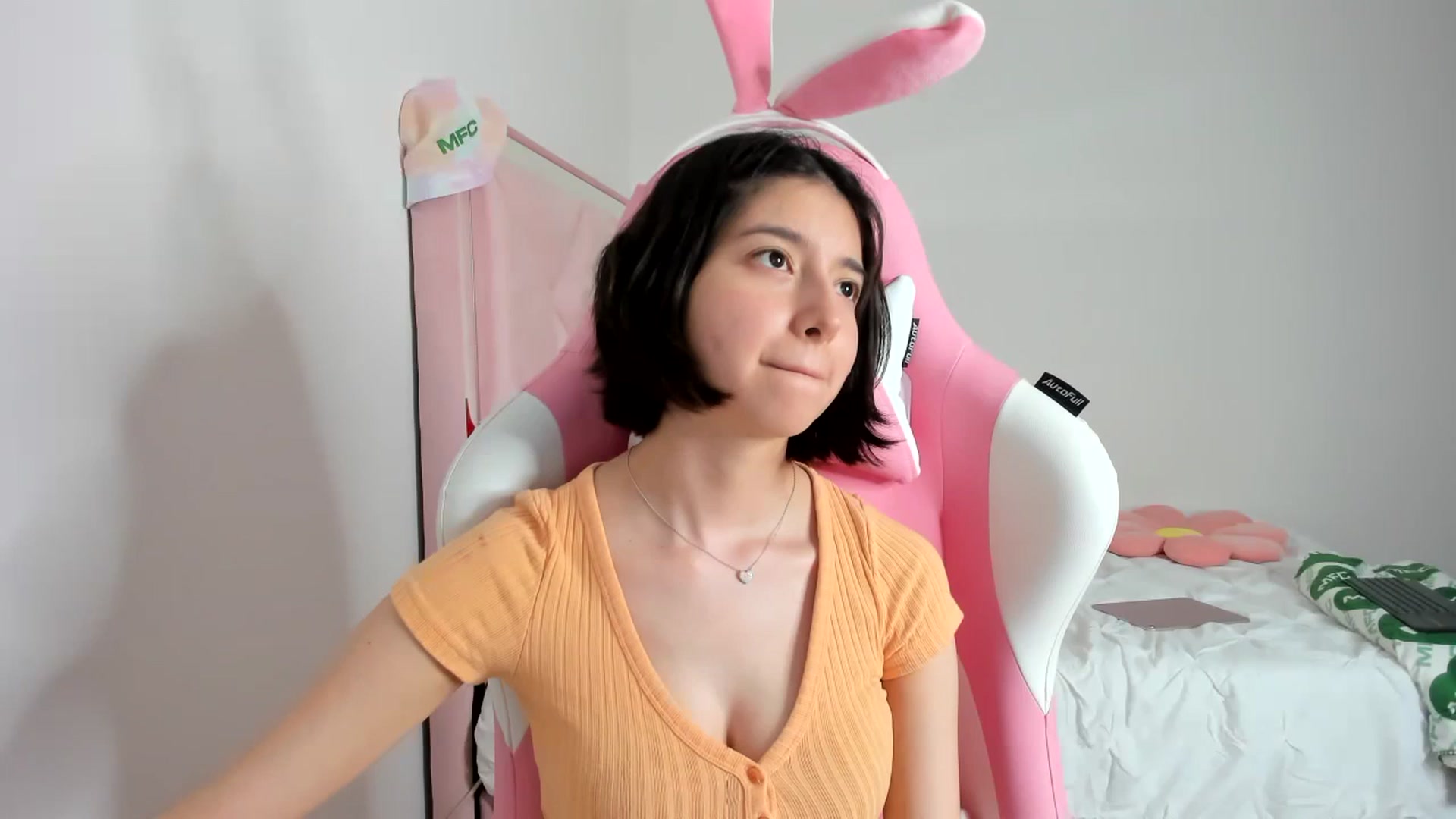 Gallery image thumbnail from Cherrycute666's myfreecams stream on, 11/21/2023, 05:52 image 8 of 20