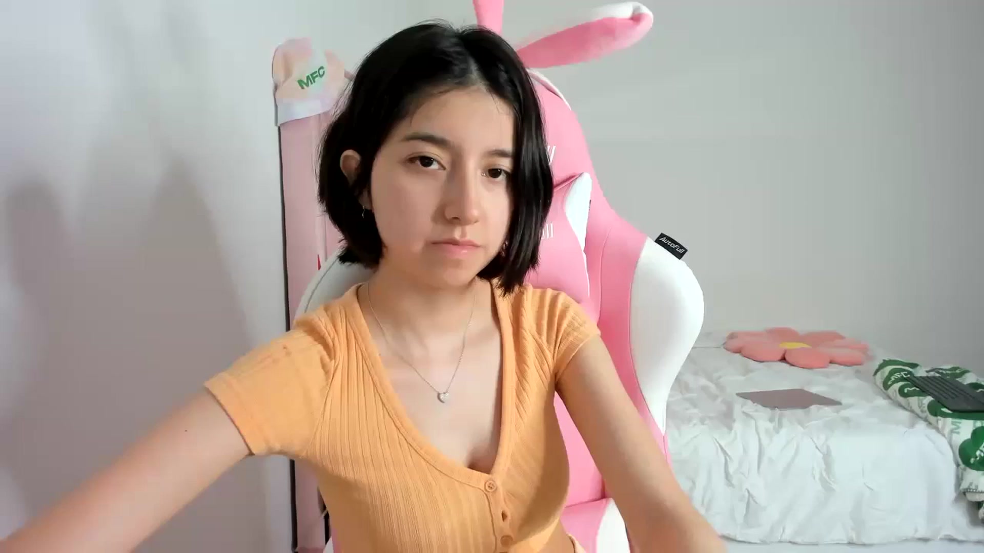 Gallery image thumbnail from Cherrycute666's myfreecams stream on, 11/21/2023, 05:52 image 1 of 20