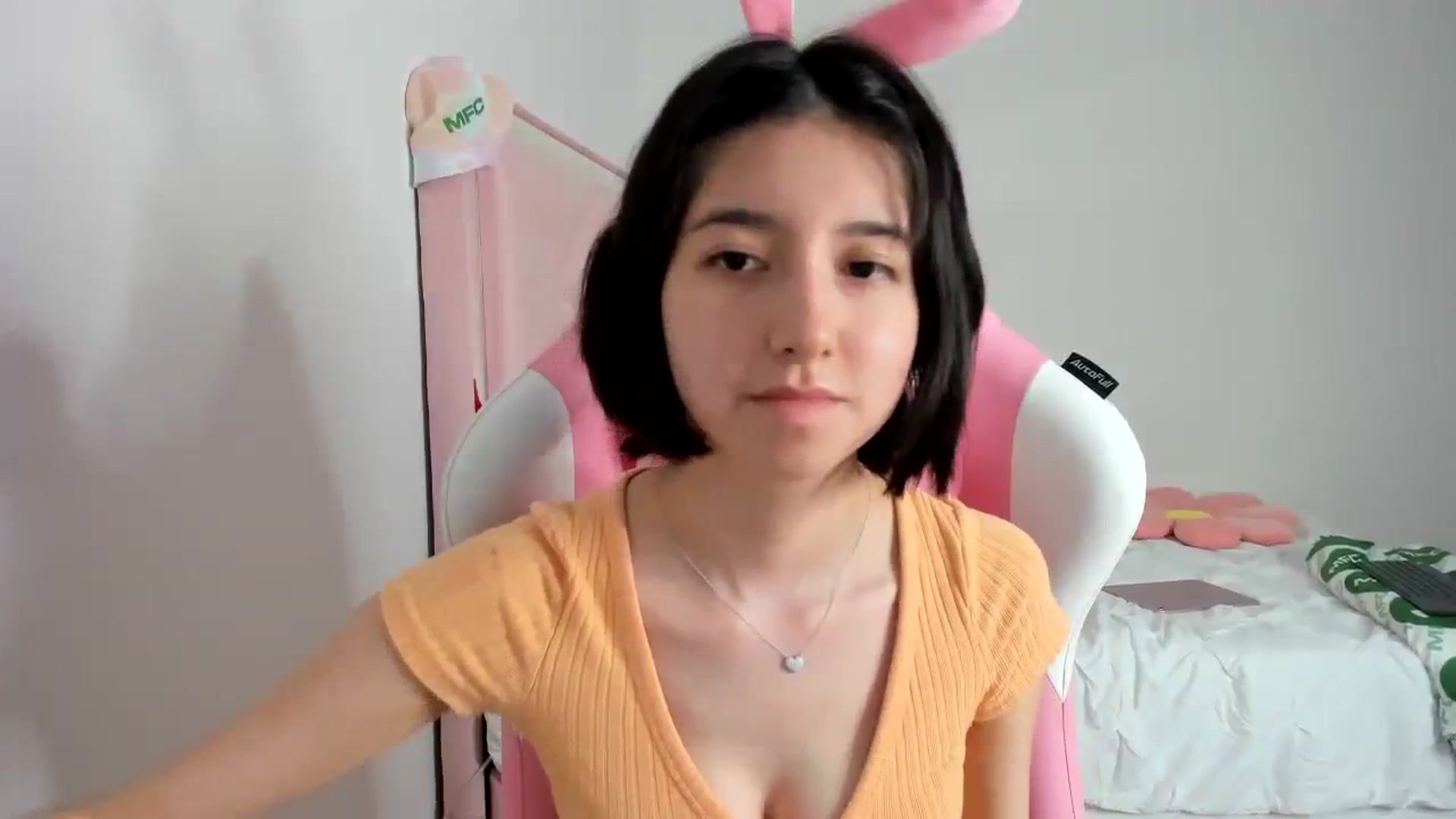 Gallery image thumbnail from Cherrycute666's myfreecams stream on, 11/21/2023, 05:52 image 9 of 20