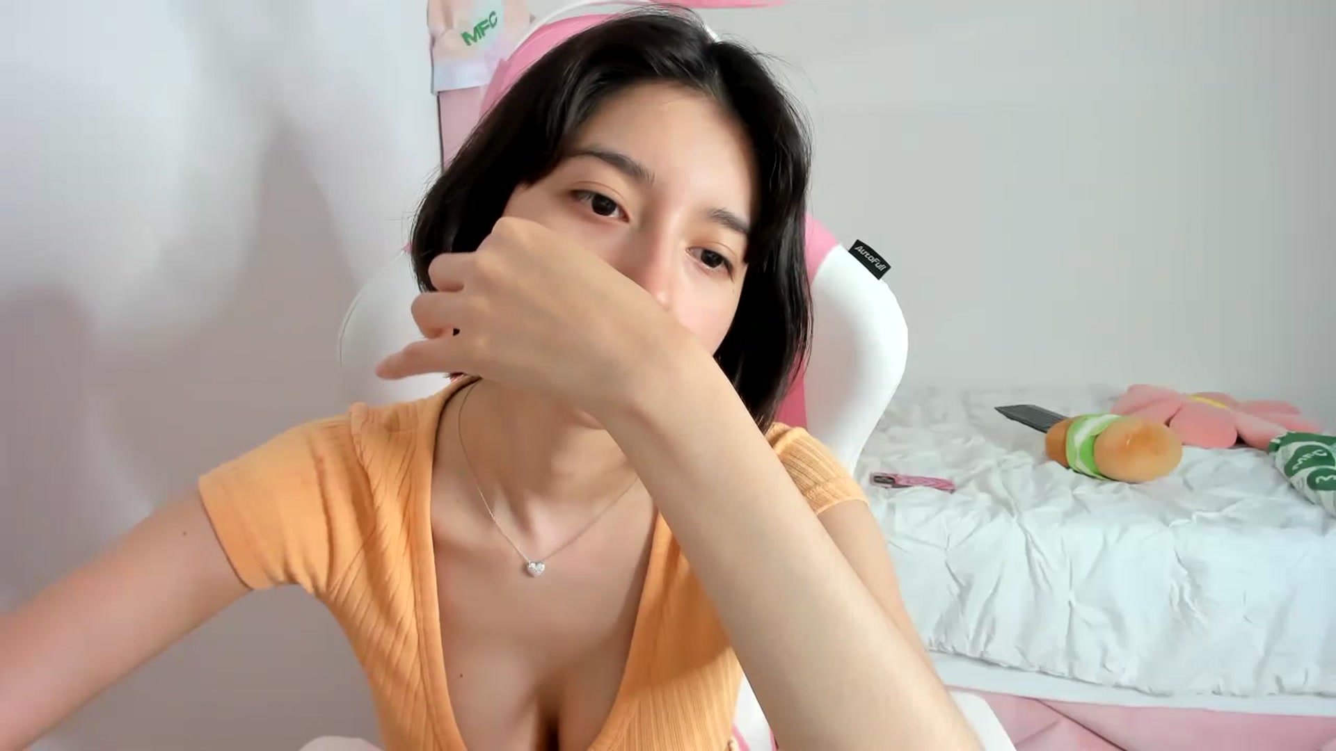 Gallery image thumbnail from Cherrycute666's myfreecams stream on, 11/21/2023, 11:08 image 11 of 20