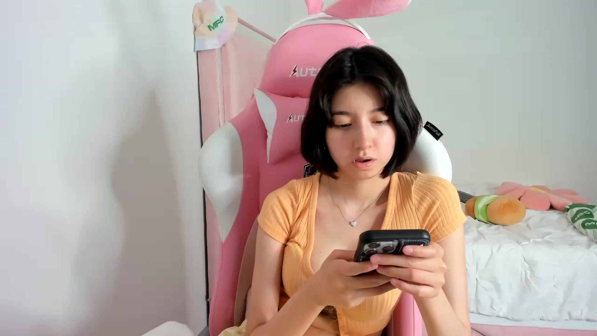 Gallery image thumbnail from Cherrycute666's myfreecams stream on, 11/21/2023, 11:08 image 20 of 20