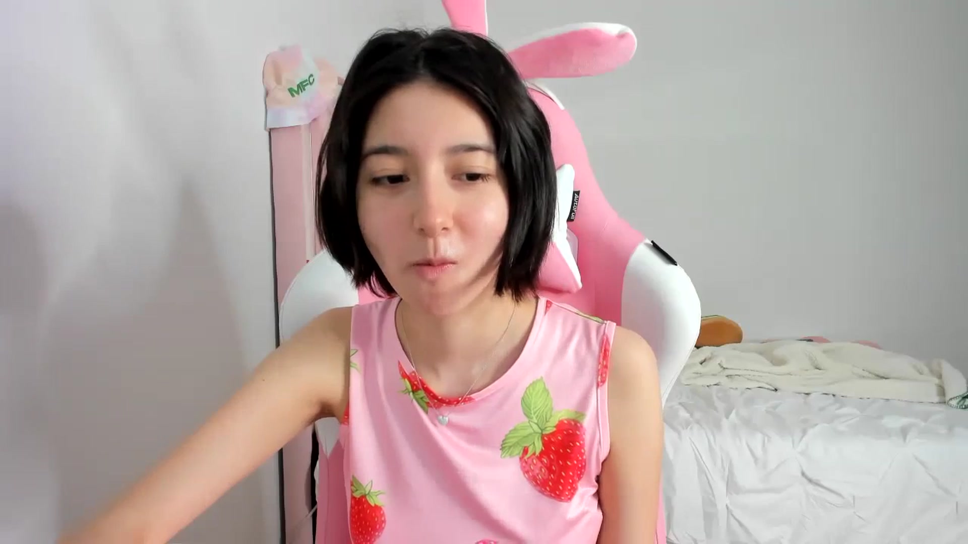 Gallery image thumbnail from Cherrycute666's myfreecams stream on, 11/22/2023, 24:15 image 11 of 20