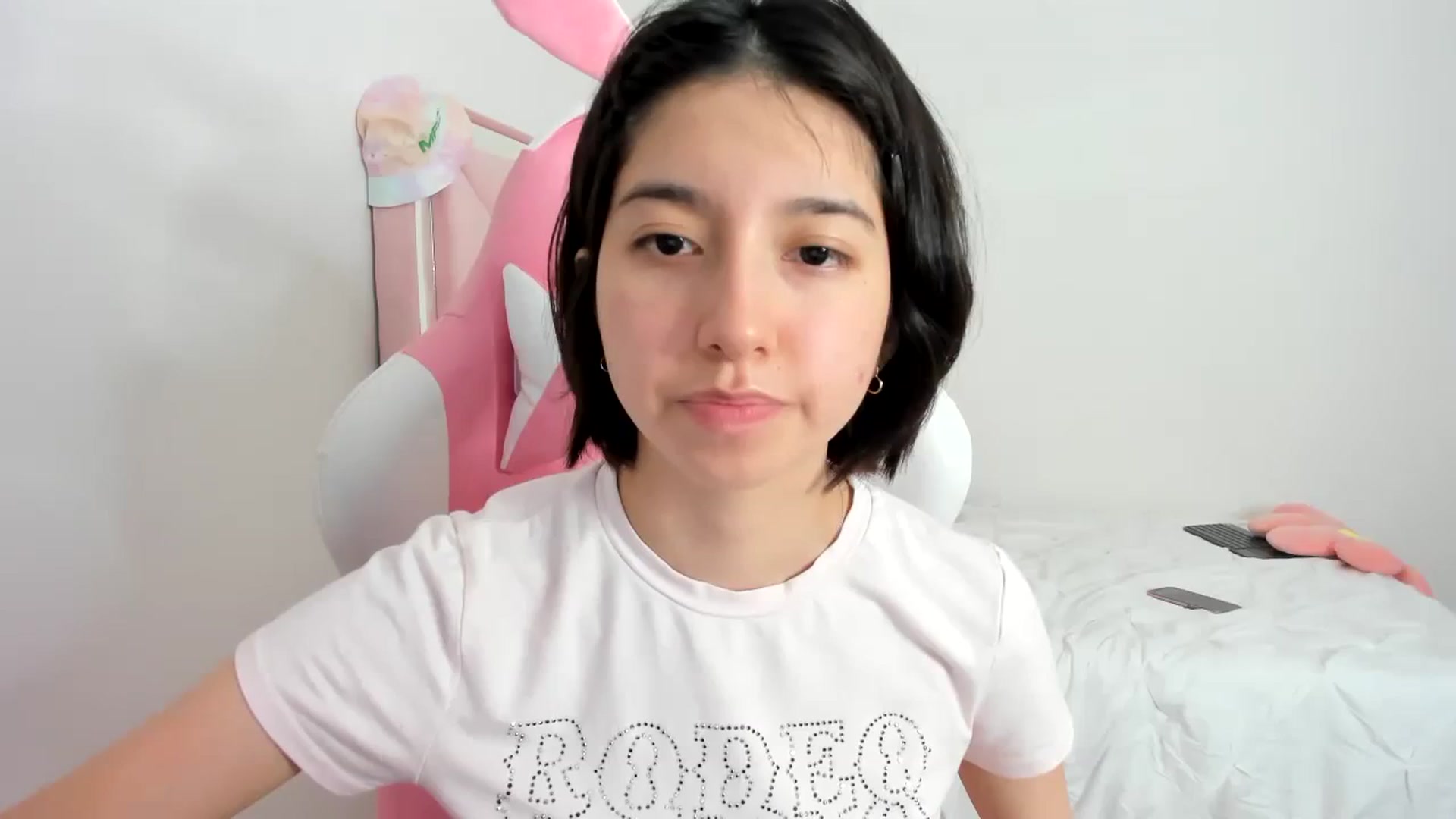 Gallery image thumbnail from Cherrycute666's myfreecams stream on, 11/24/2023, 02:49 image 6 of 20