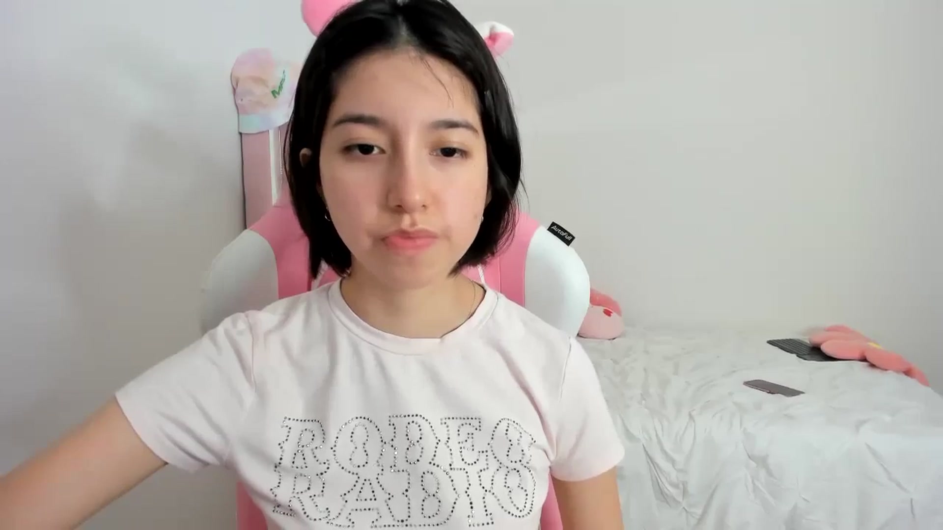 Gallery image thumbnail from Cherrycute666's myfreecams stream on, 11/24/2023, 02:49 image 4 of 20