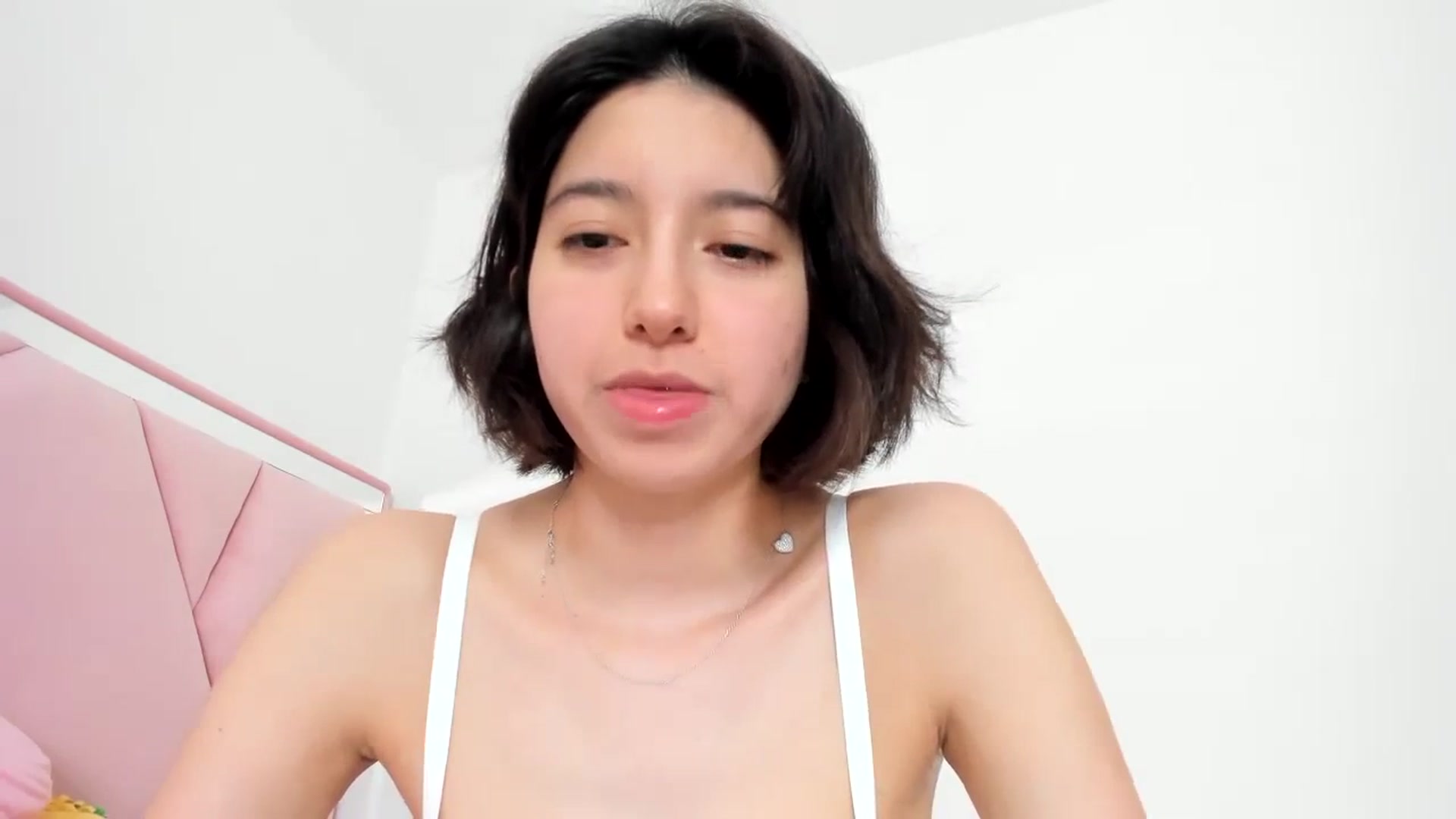 Gallery image thumbnail from Cherrycute666's myfreecams stream on, 11/24/2023, 10:15 image 12 of 20