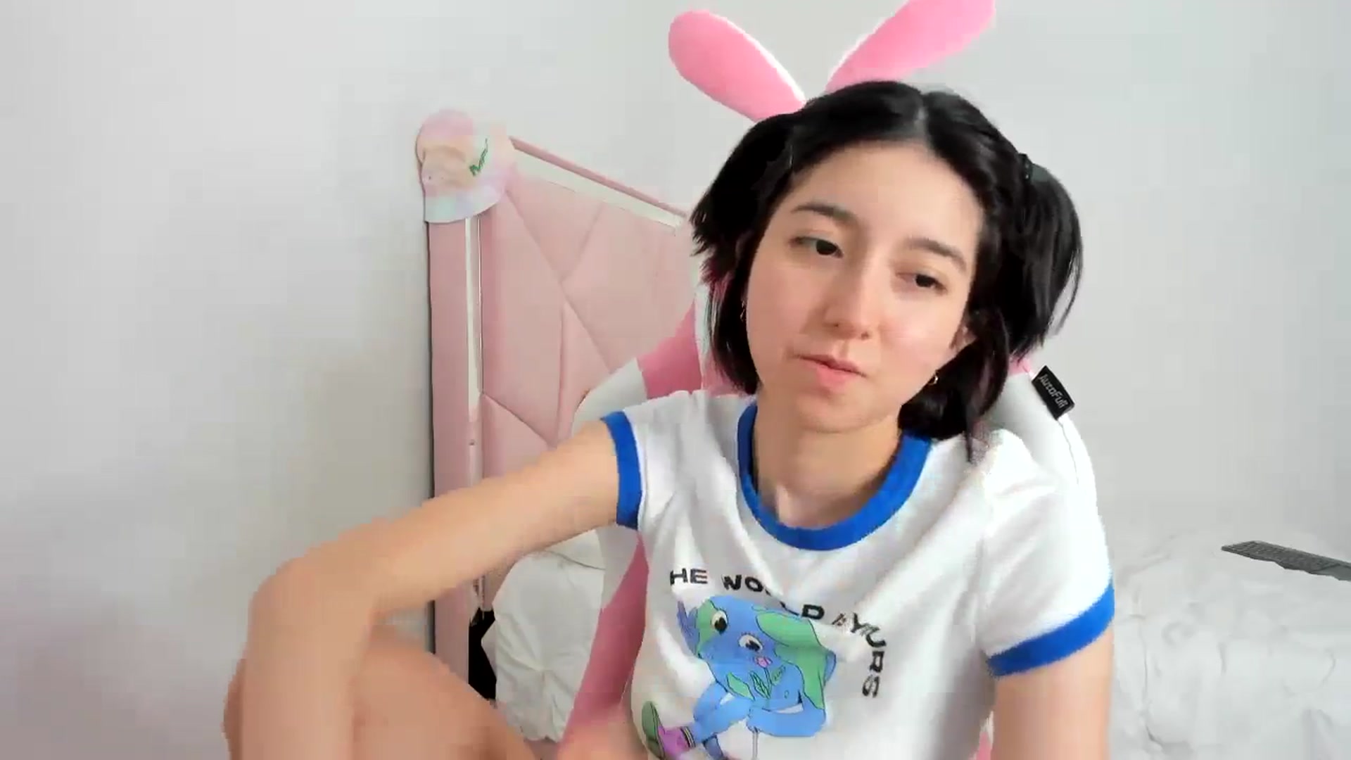 Gallery image thumbnail from Cherrycute666's myfreecams stream on, 11/25/2023, 05:35 image 15 of 20