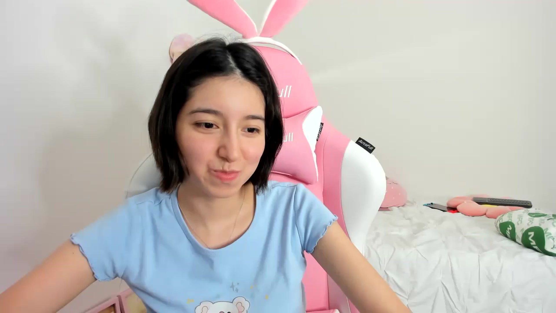 Gallery image thumbnail from Cherrycute666's myfreecams stream on, 11/27/2023, 06:05 image 7 of 20