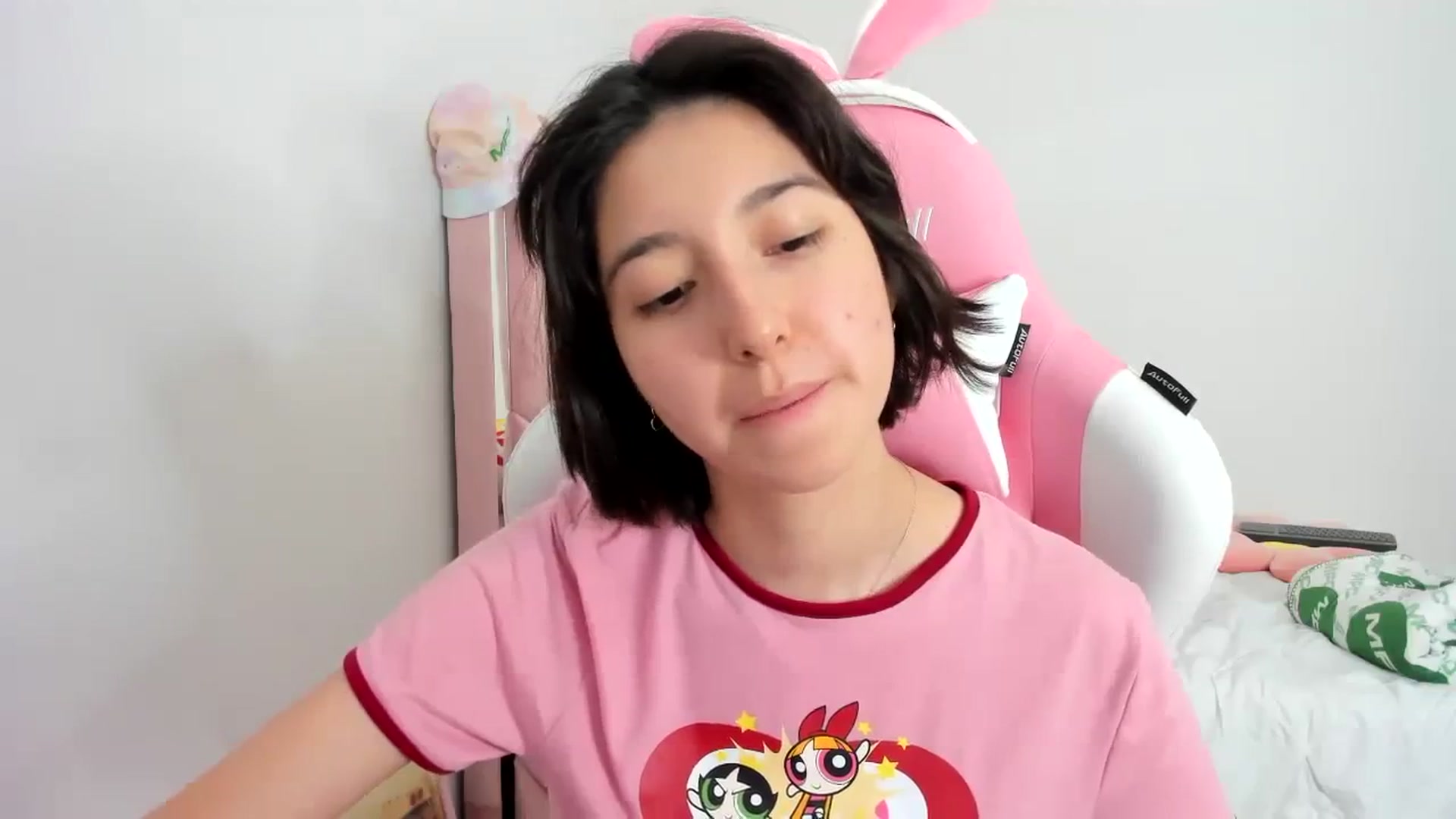 Gallery image thumbnail from Cherrycute666's myfreecams stream on, 11/28/2023, 24:16 image 15 of 20