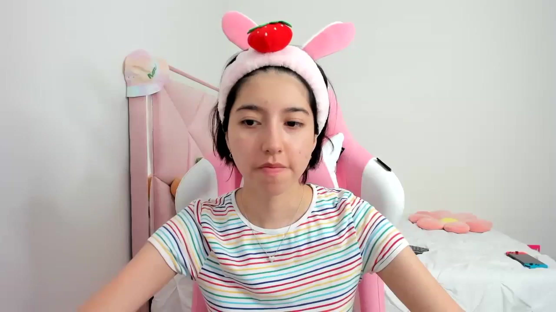 Gallery image thumbnail from Cherrycute666's myfreecams stream on, 11/28/2023, 23:21 image 1 of 20