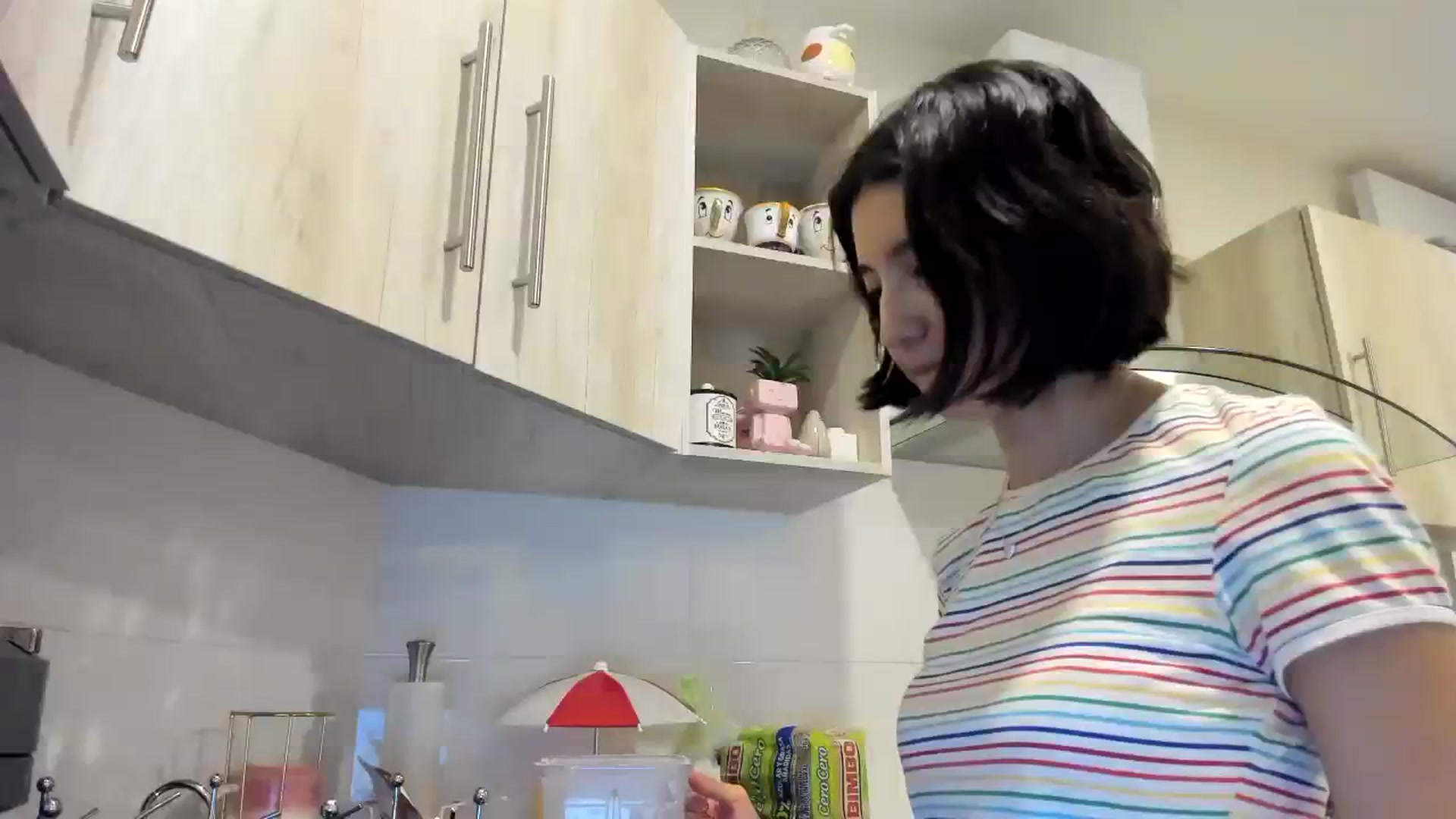 Gallery image thumbnail from Cherrycute666's myfreecams stream on, 11/29/2023, 01:43 image 1 of 20