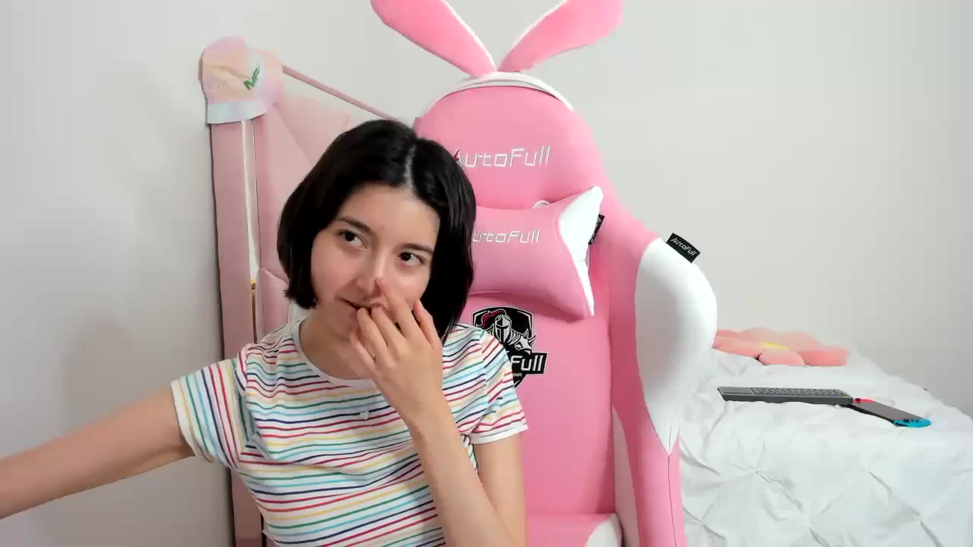 Gallery image thumbnail from Cherrycute666's myfreecams stream on, 11/29/2023, 01:43 image 11 of 20
