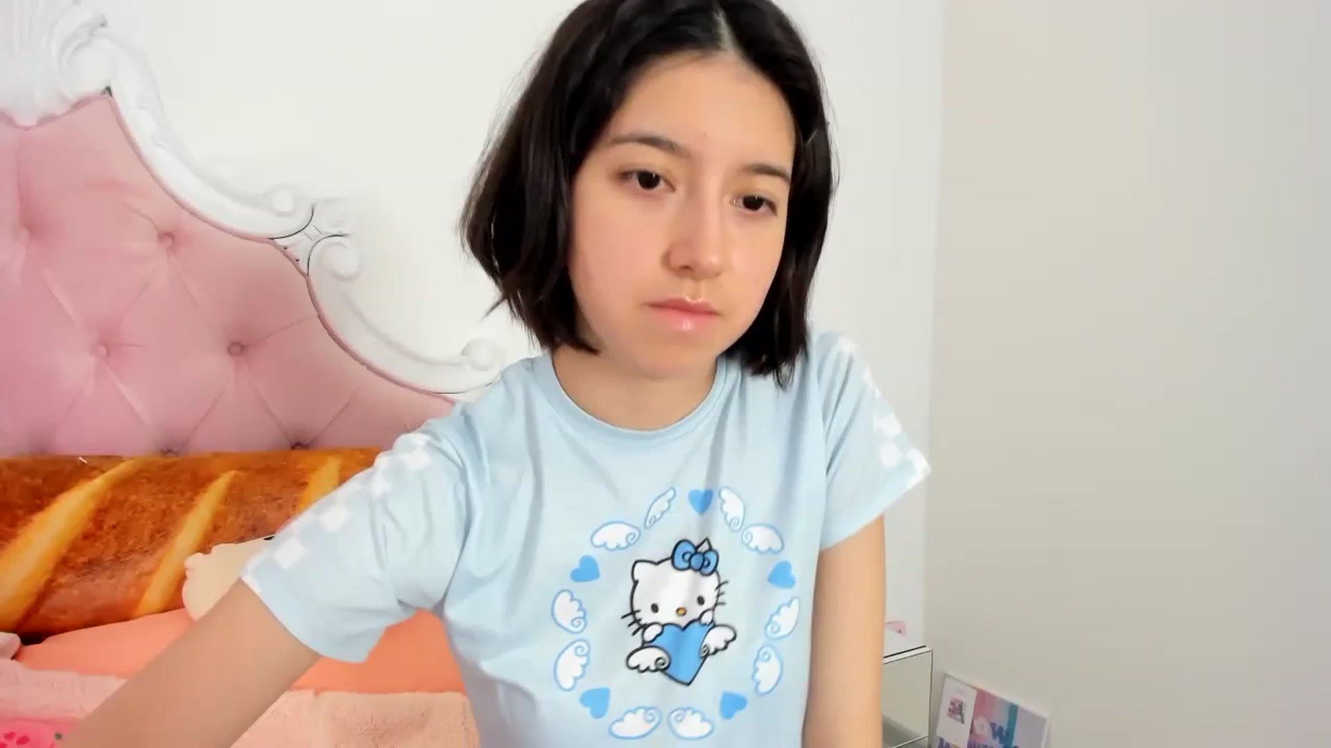 Gallery image thumbnail from Cherrycute666's myfreecams stream on, 12/01/2023, 24:00 image 4 of 20