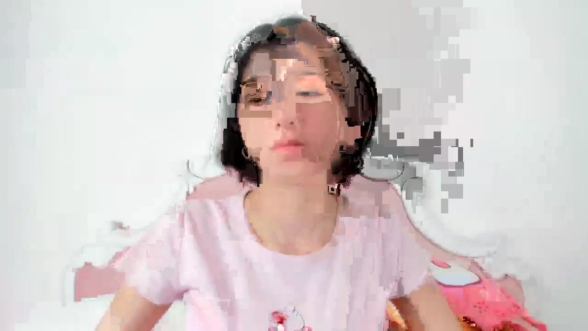 Gallery image thumbnail from Cherrycute666's myfreecams stream on, 12/04/2023, 23:37 image 18 of 20